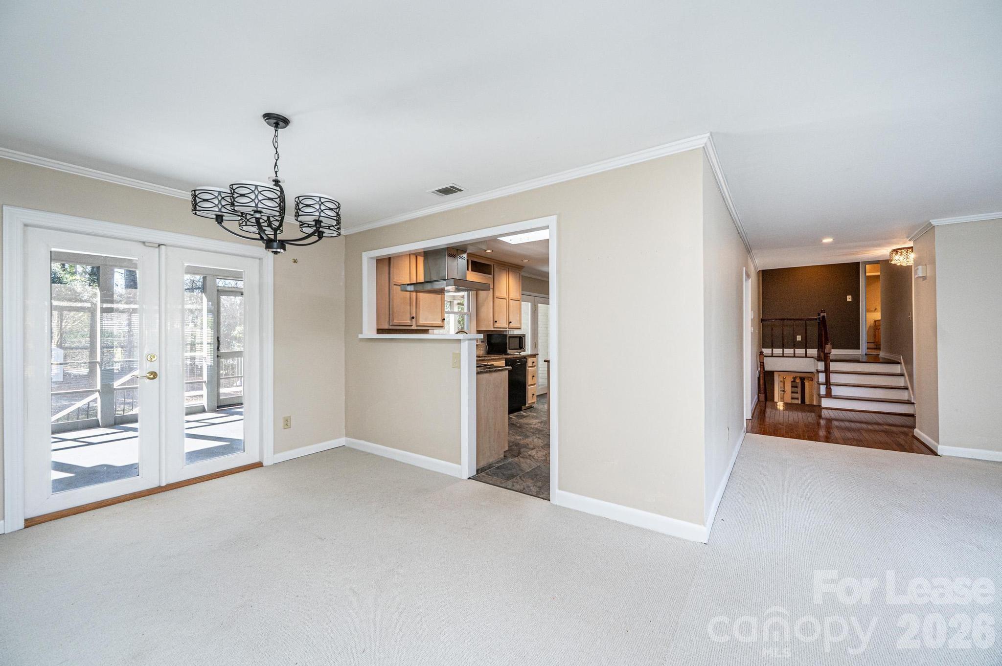 2035 2nd Street Property Photo 10