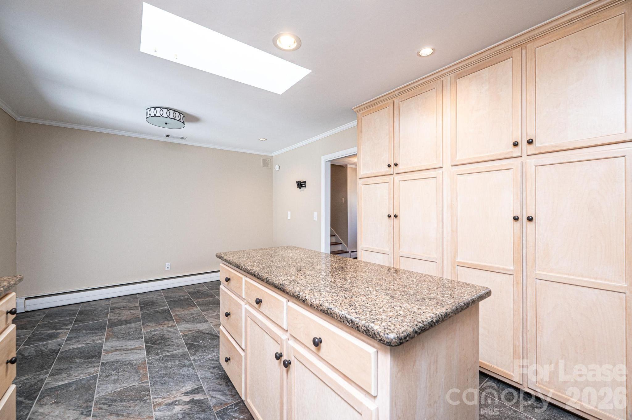 2035 2nd Street Property Photo 14