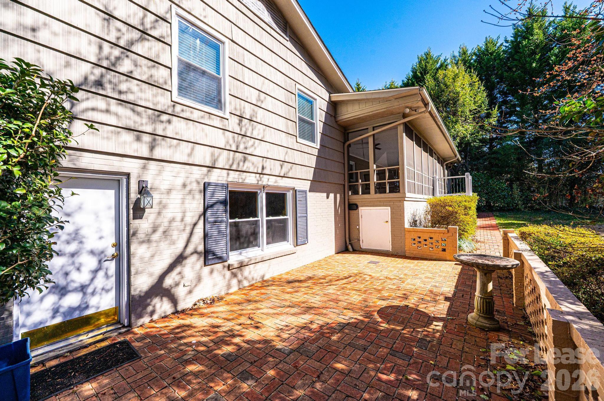2035 2nd Street Property Photo 43