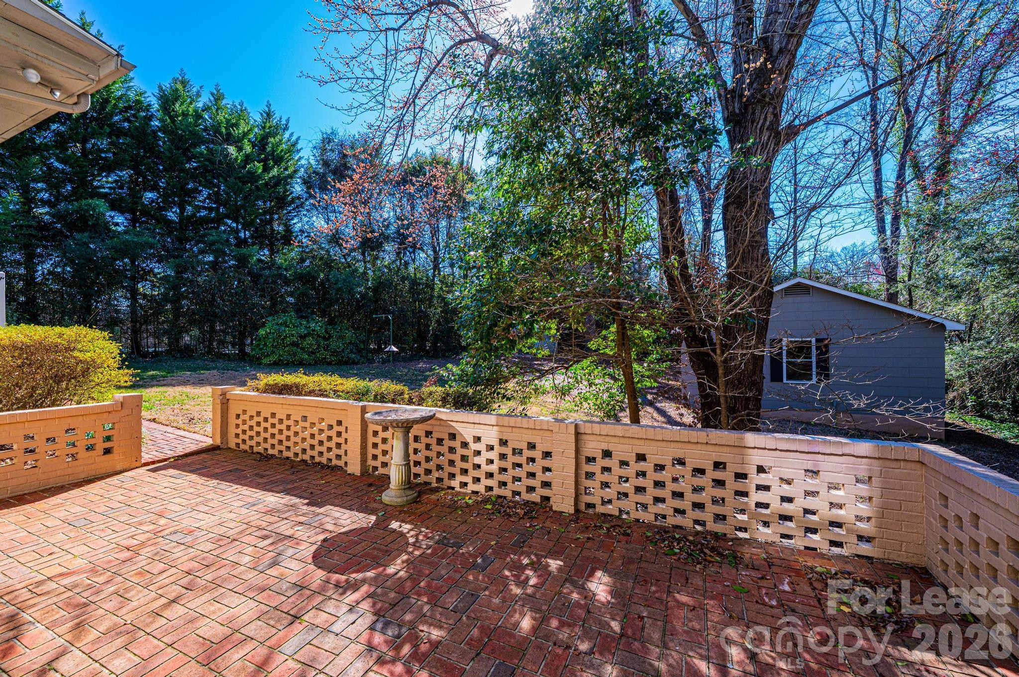 2035 2nd Street Property Photo 44