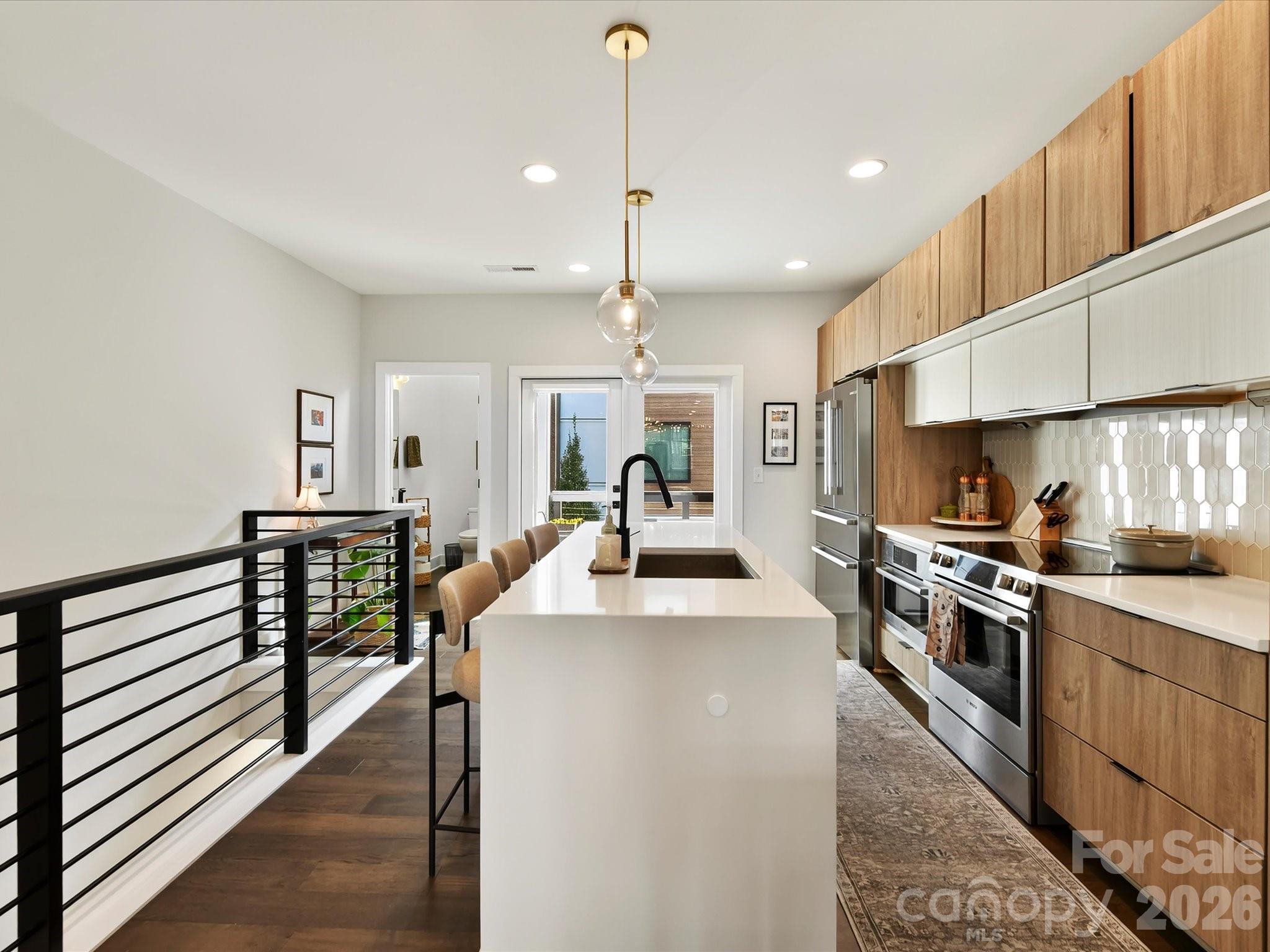 1229 Minter Place Property Photo 4