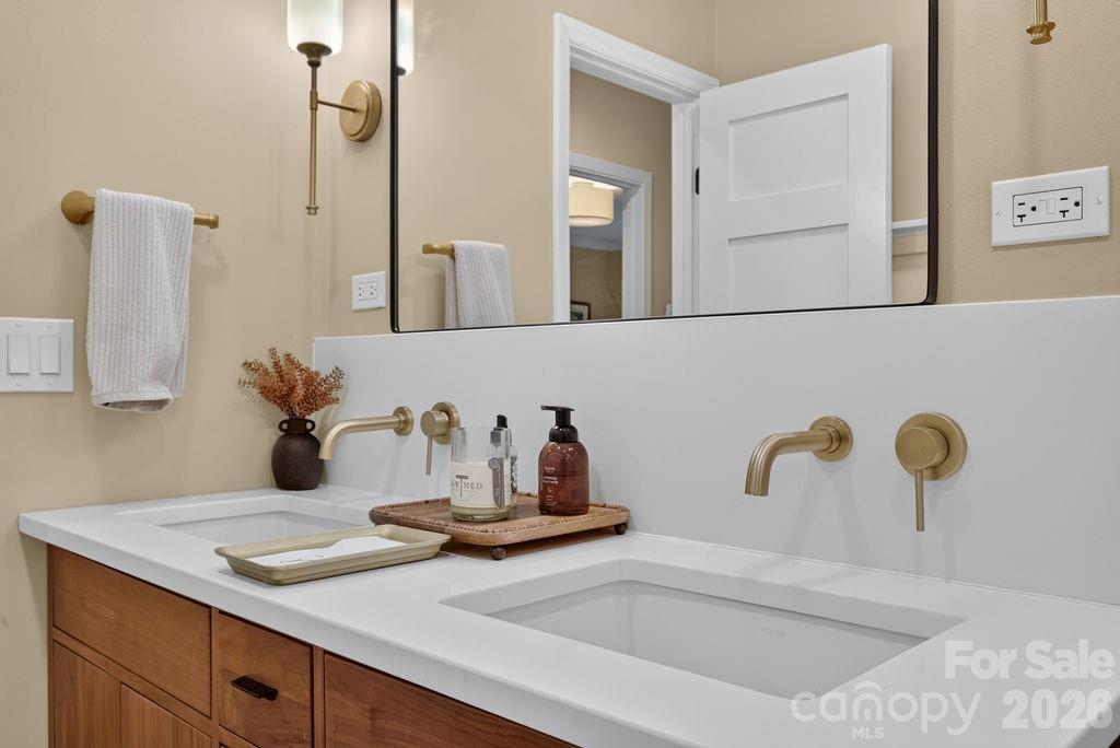 865 Haven Drive Property Photo 27