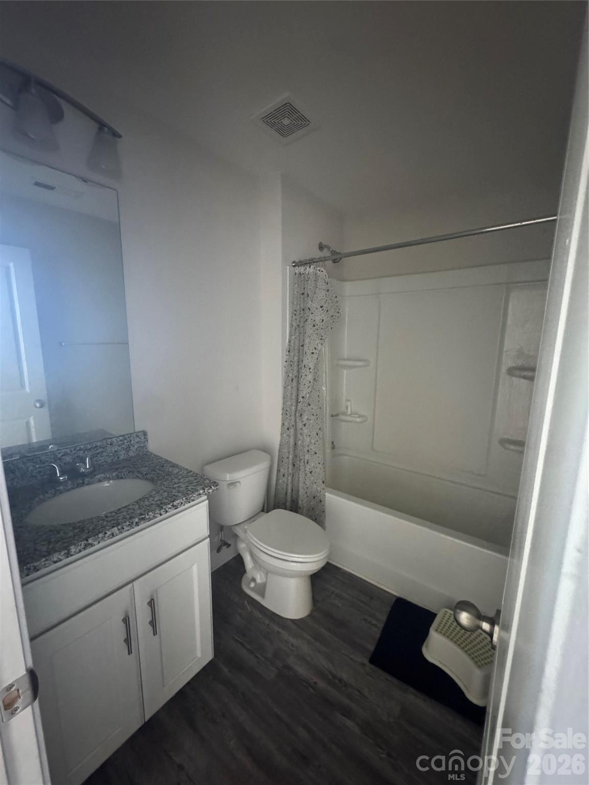 303 2nd Avenue Property Photo 11