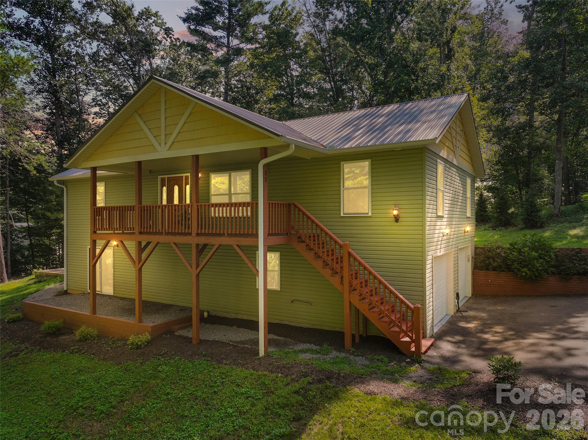 11 Tahchee Trail Property Photo 1