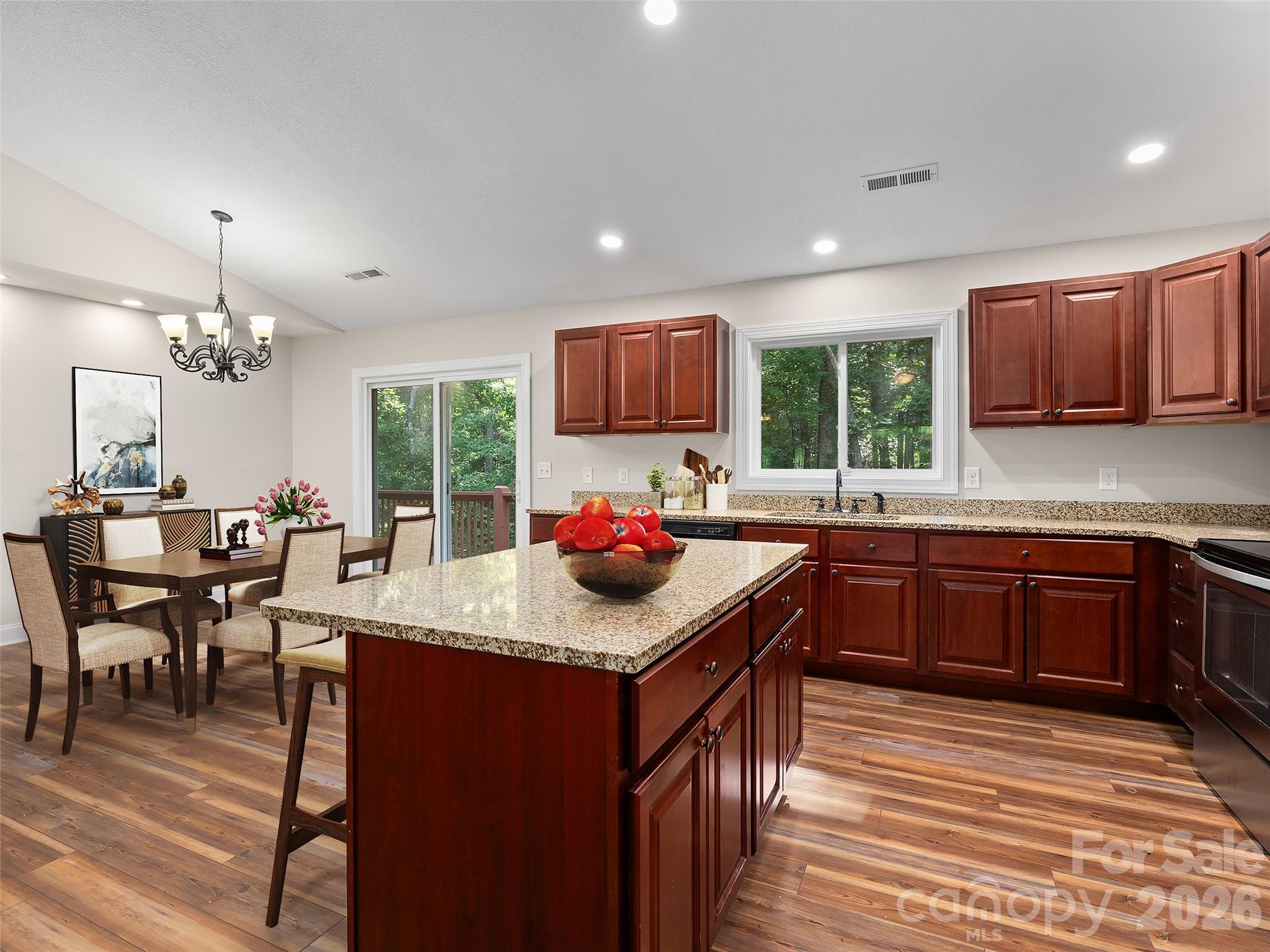 11 Tahchee Trail Property Photo 10