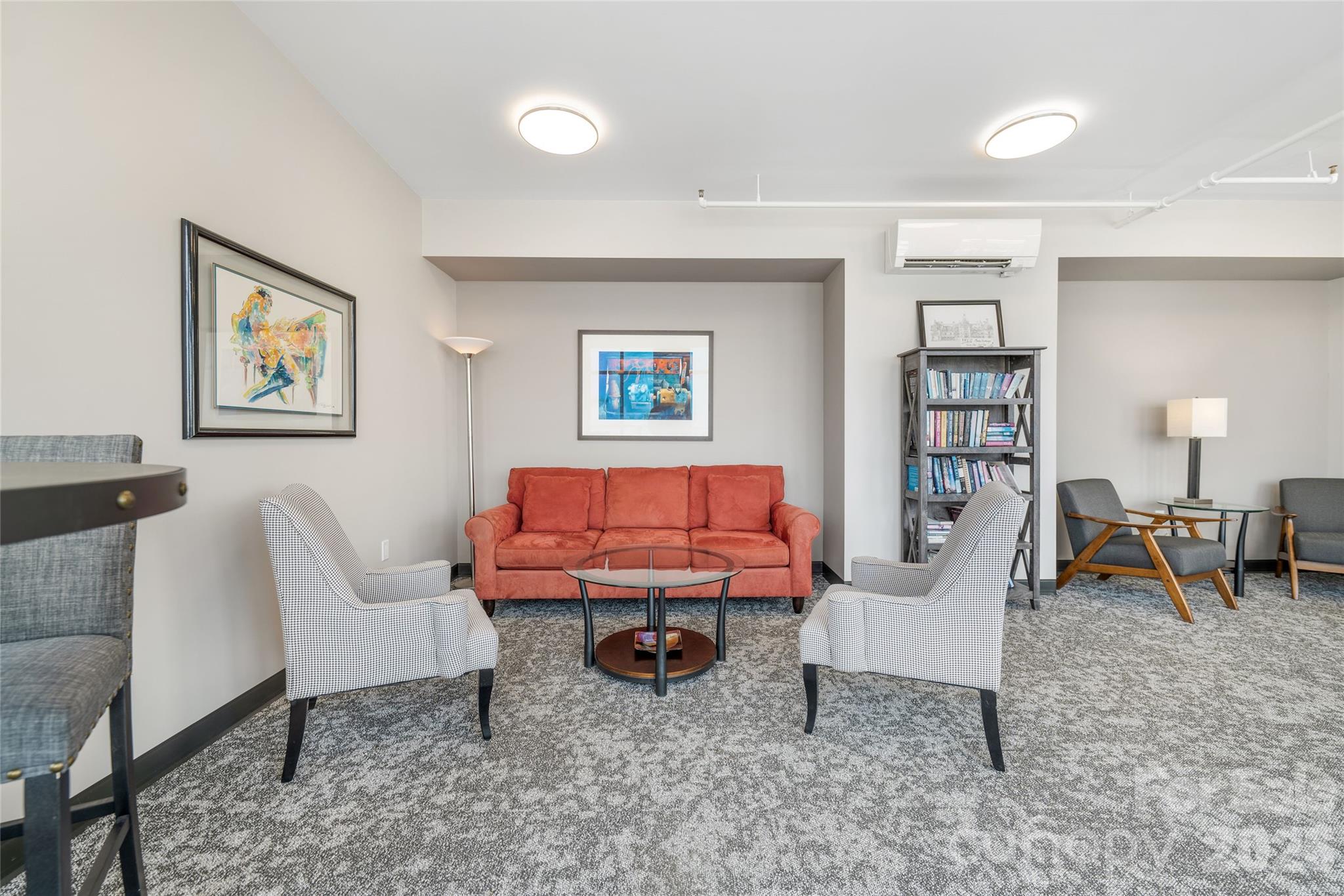 59 College Street 201 Property Photo 30
