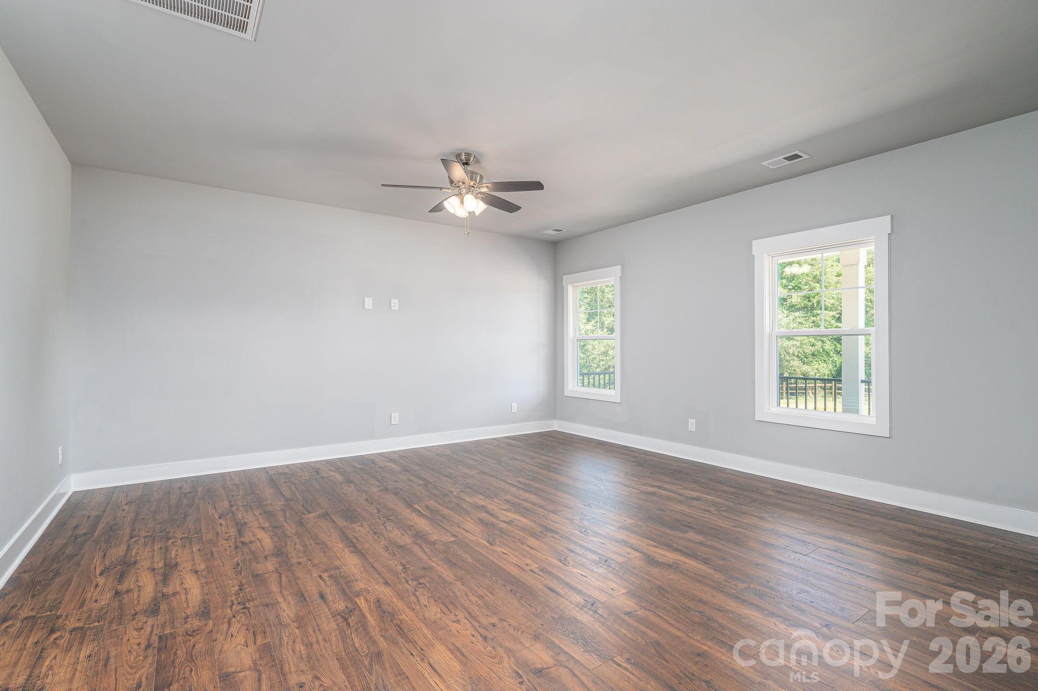 1337 Zeb Haynes Road Property Photo 21