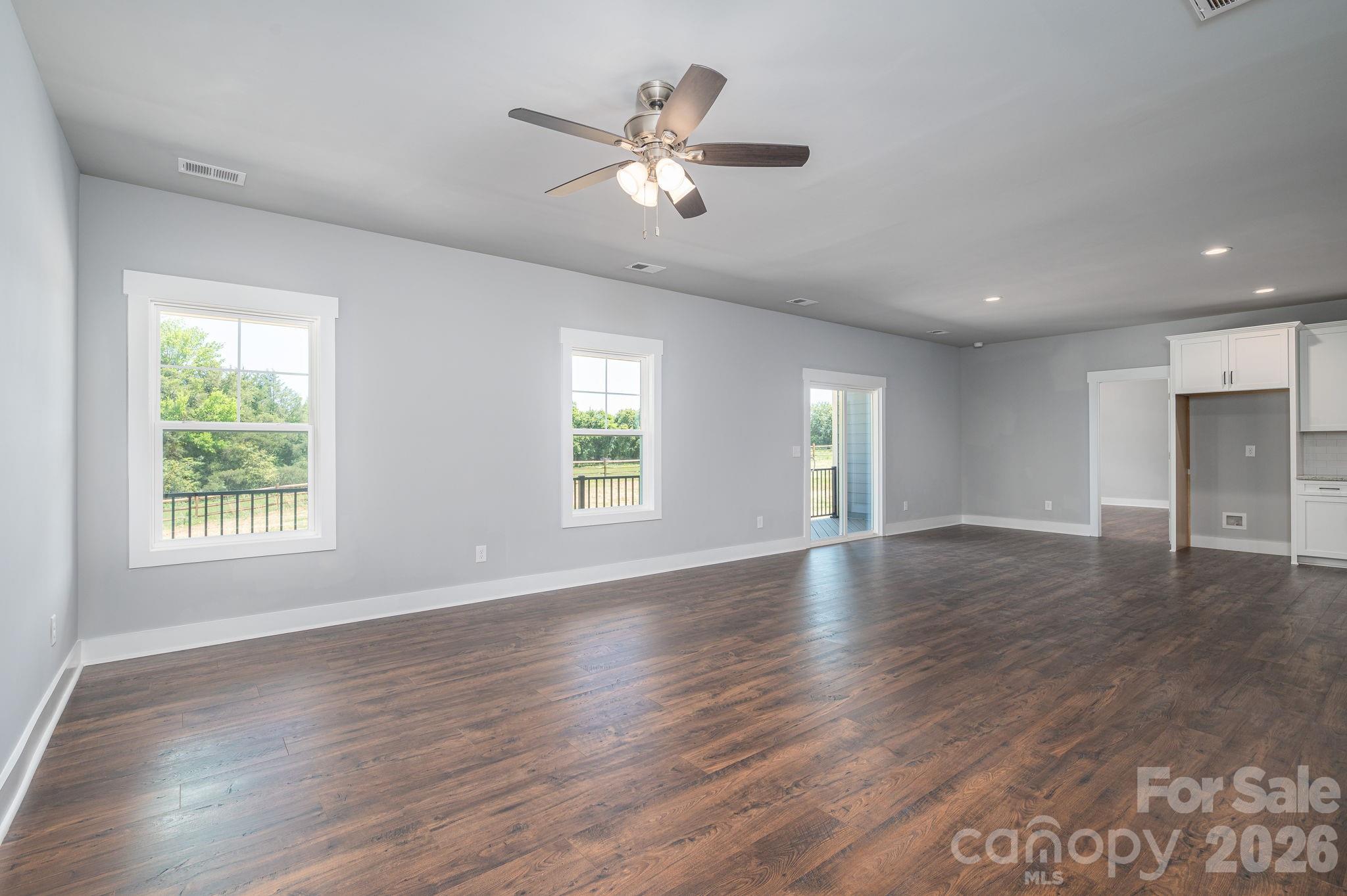 1337 Zeb Haynes Road Property Photo 22