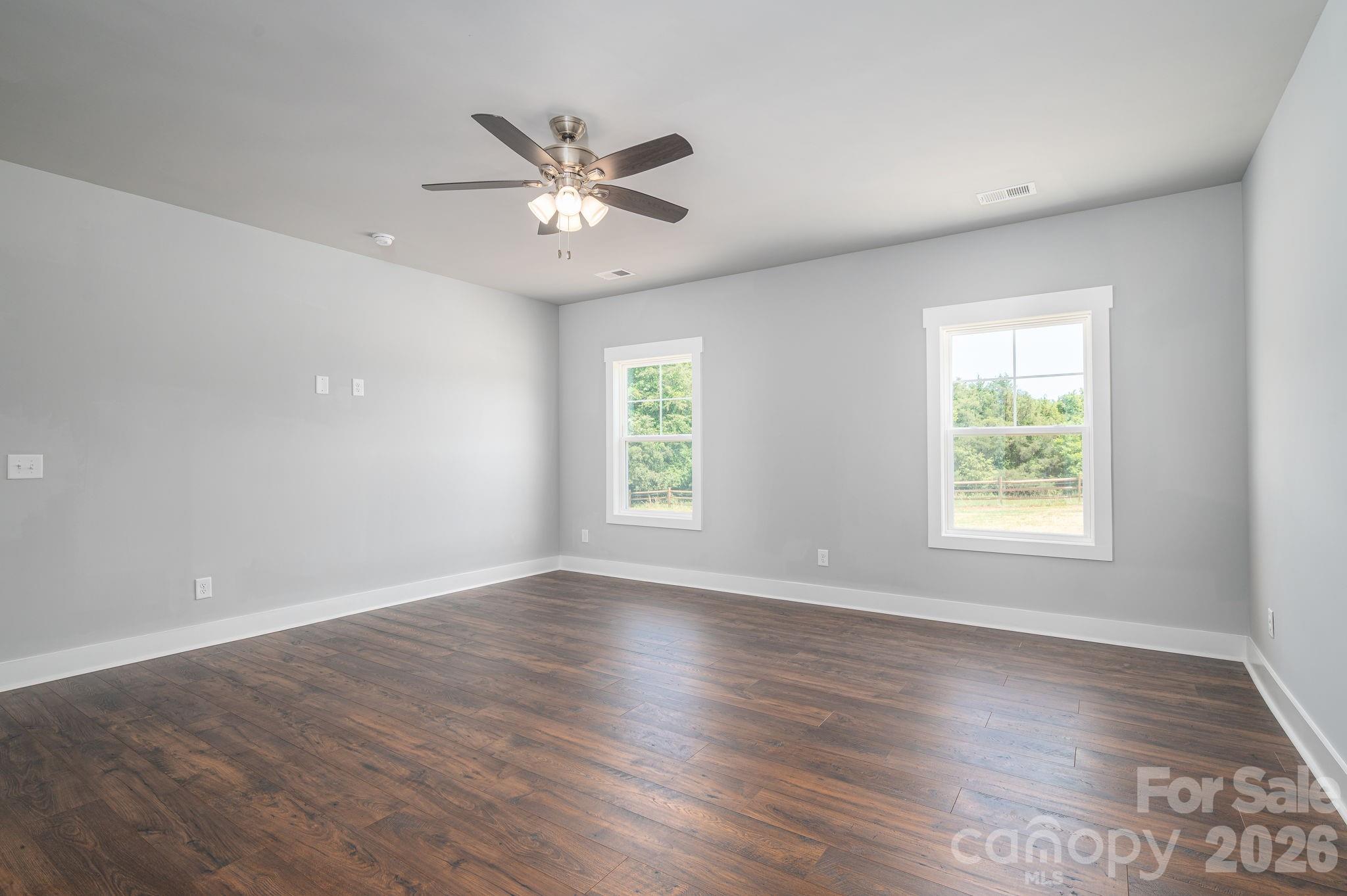 1337 Zeb Haynes Road Property Photo 23