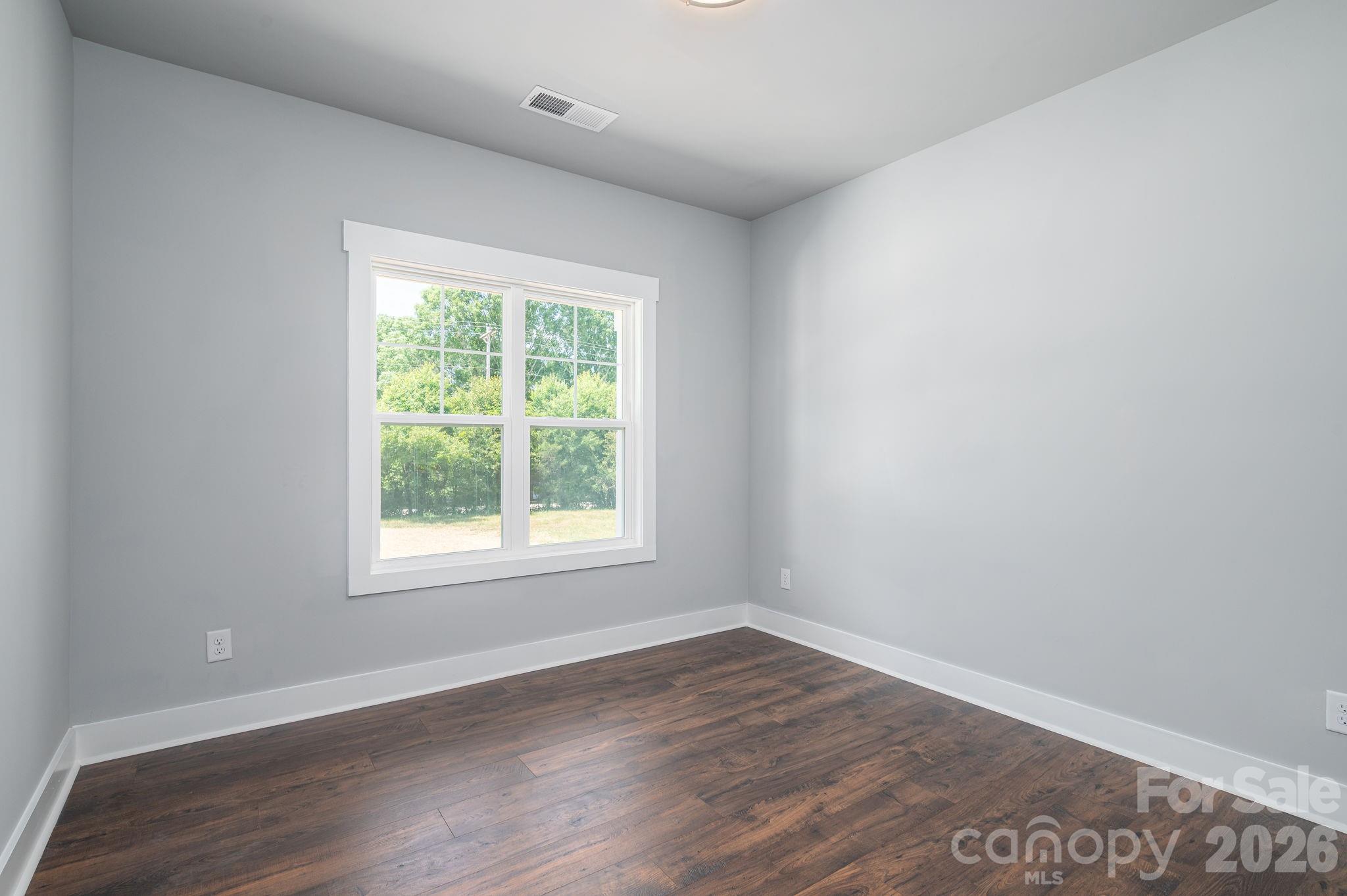 1337 Zeb Haynes Road Property Photo 33