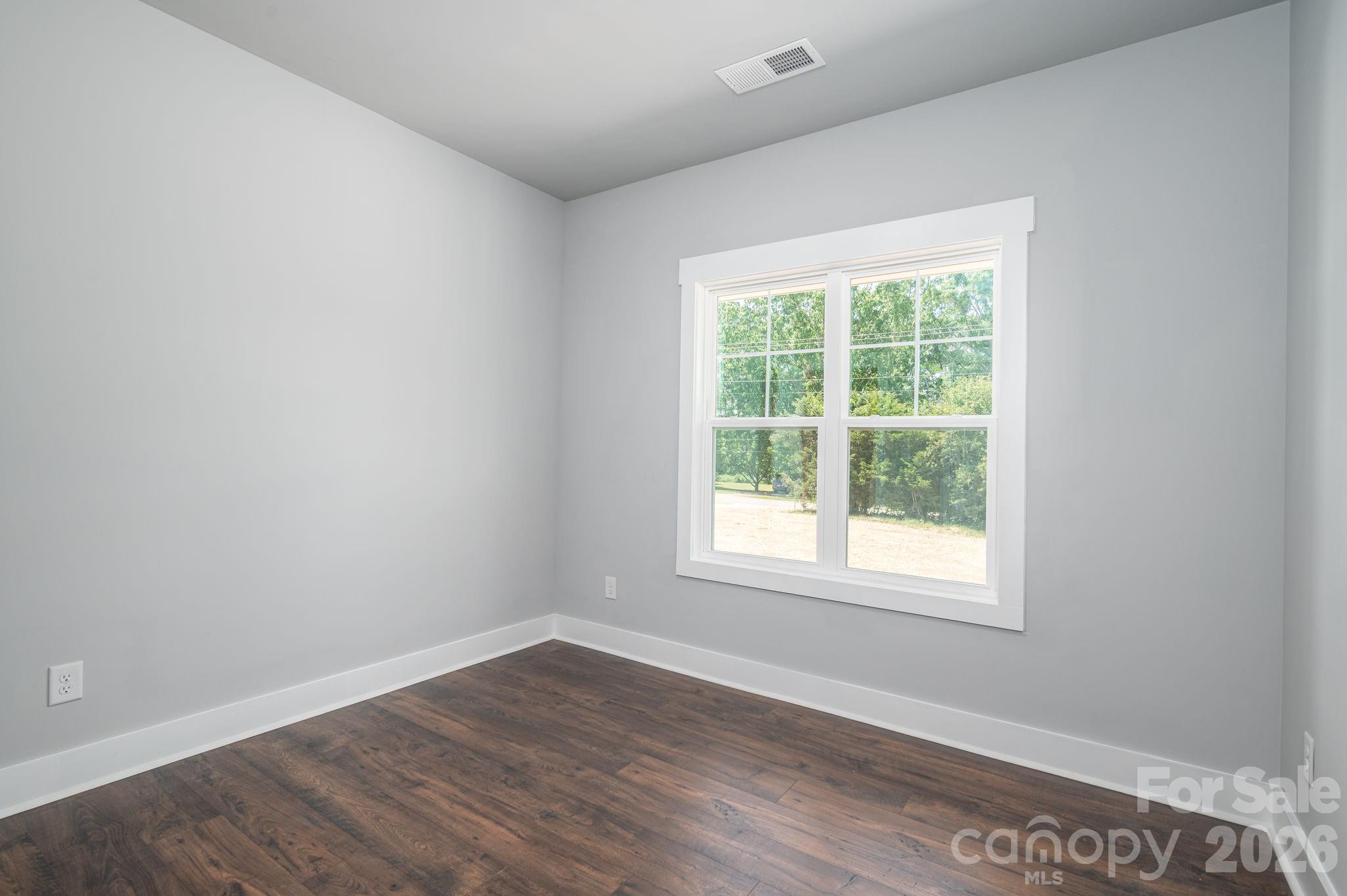 1337 Zeb Haynes Road Property Photo 35