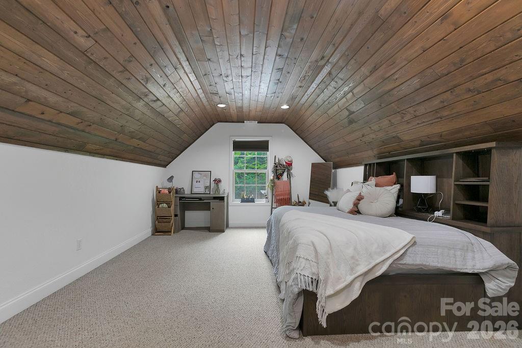 62 Pine Hill Drive Property Photo 29