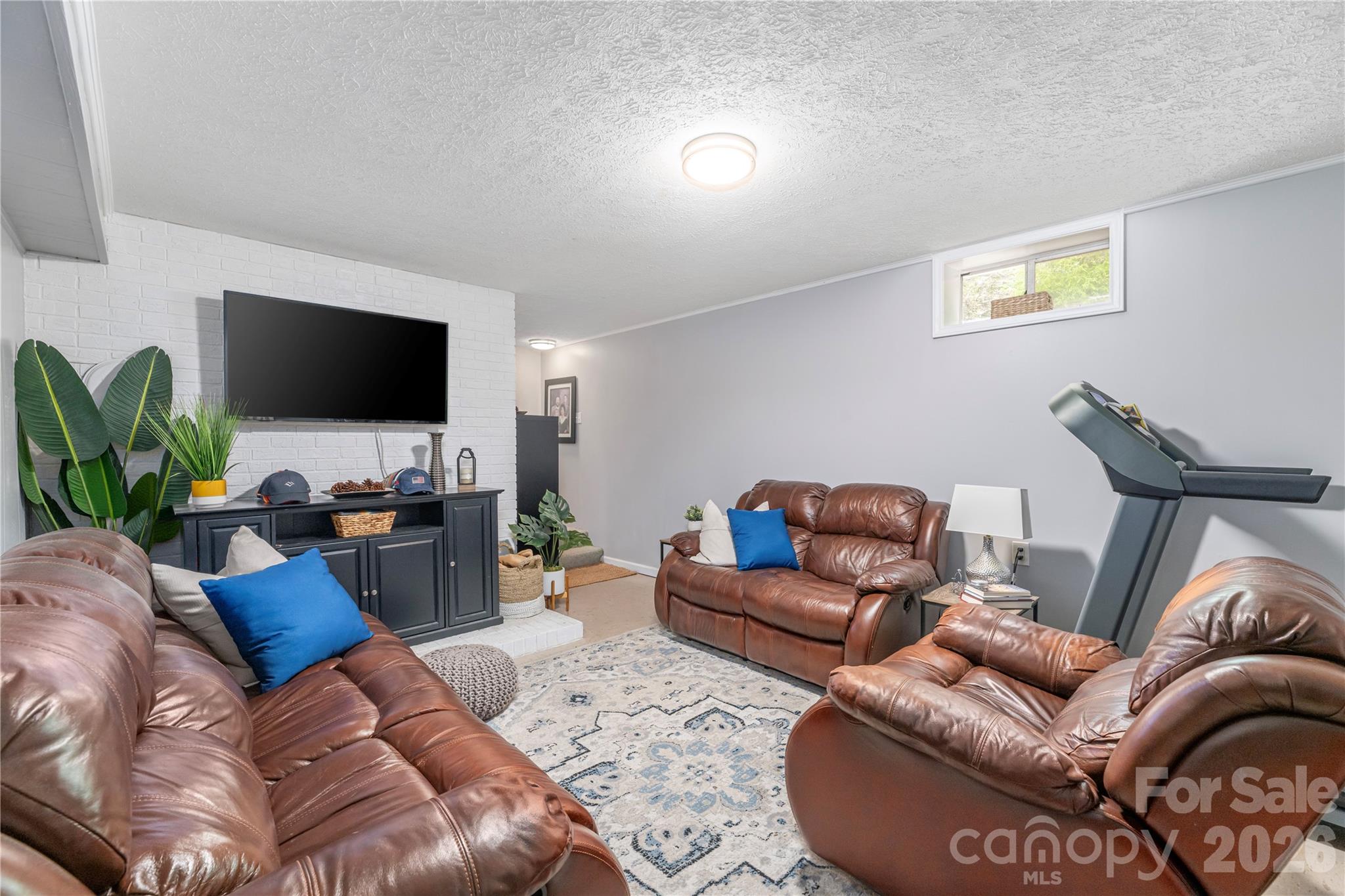 115 Hazelview Drive Property Photo 16