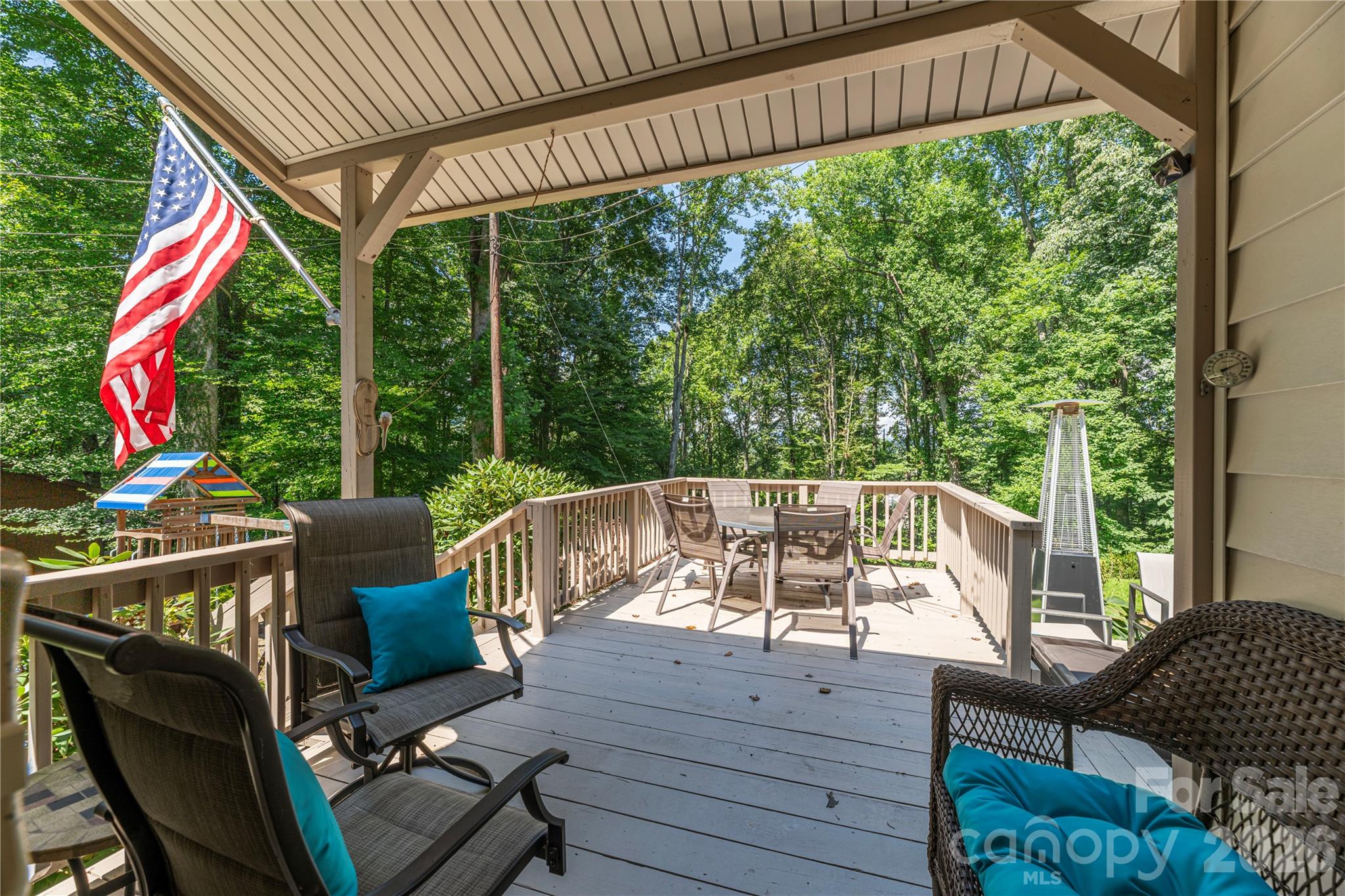 115 Hazelview Drive Property Photo 18
