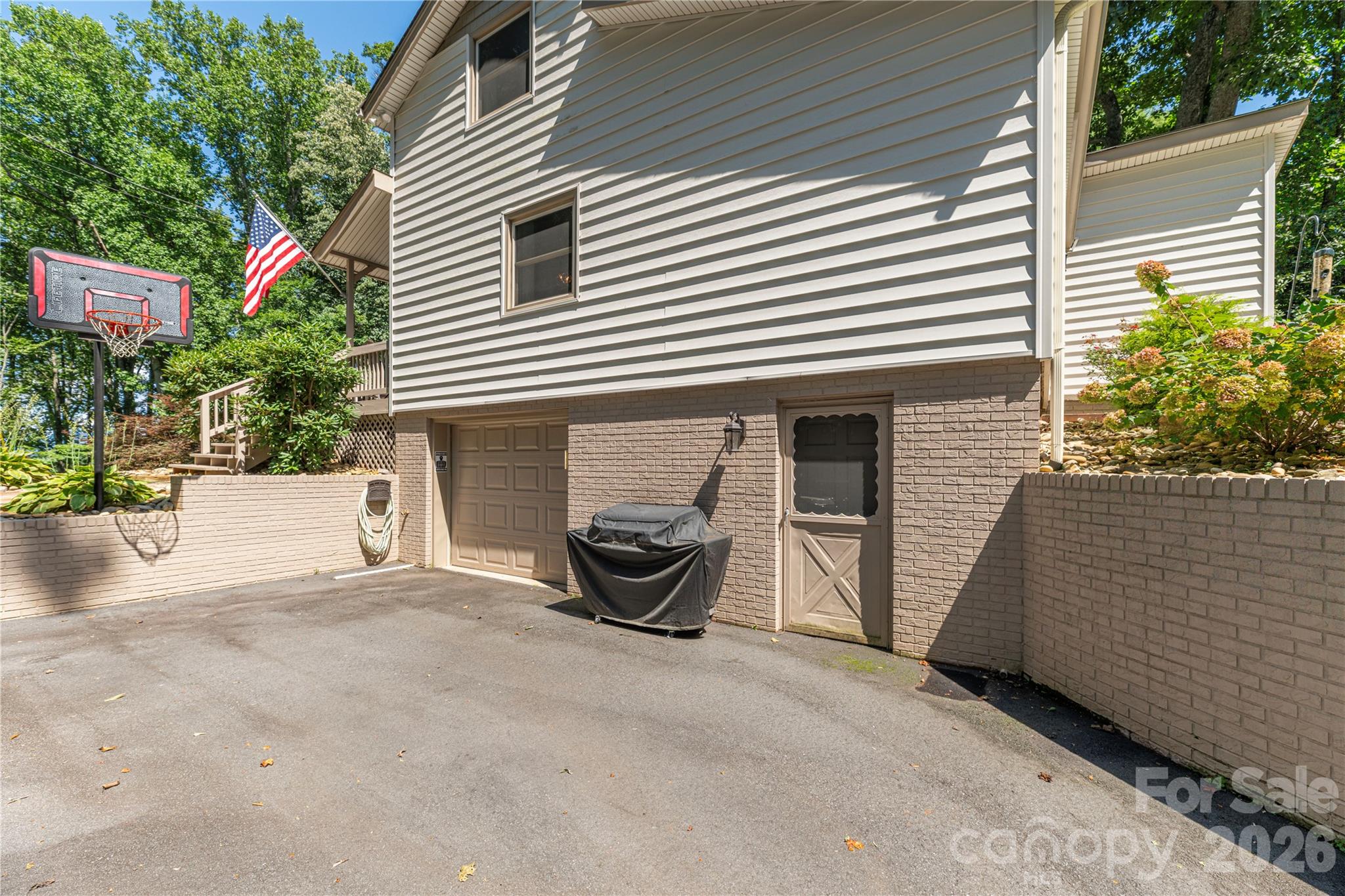 115 Hazelview Drive Property Photo 26