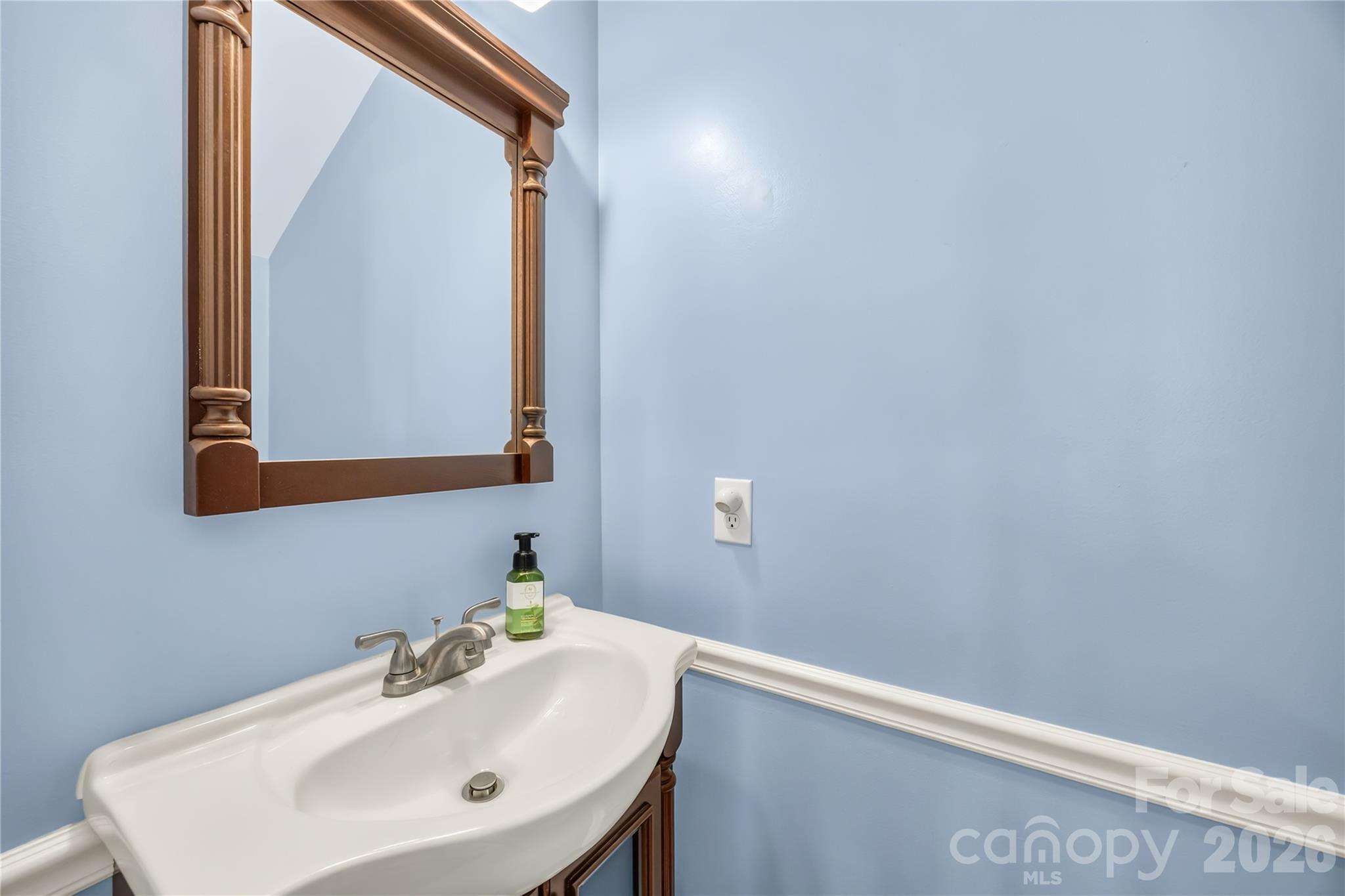1429 Valann Farm Court Property Photo 21
