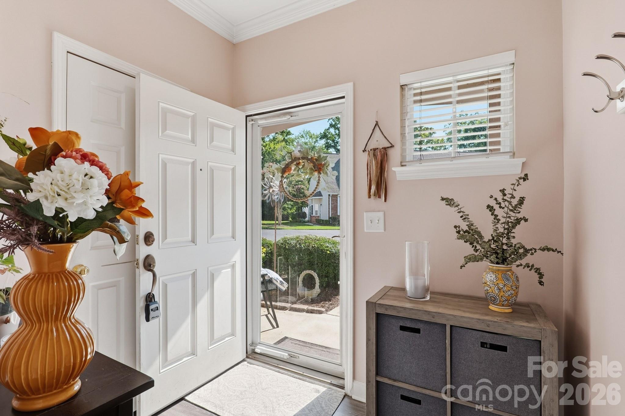 348 Valley Brook Lane Property Photo 5