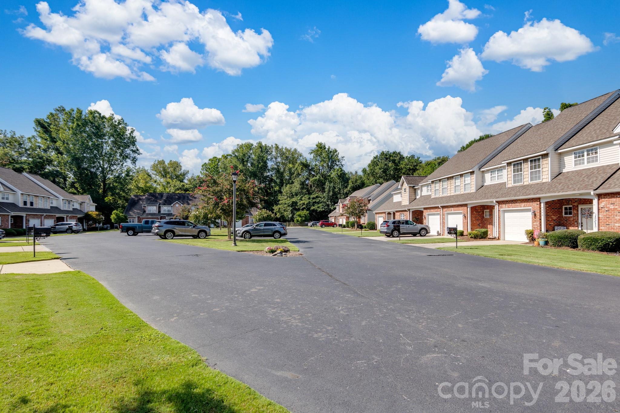 348 Valley Brook Lane Property Photo 23