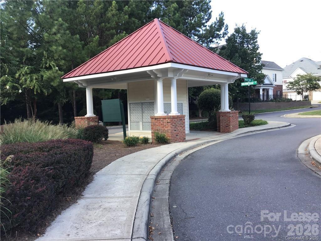 16718 Dolcetto Way Property Photo 3