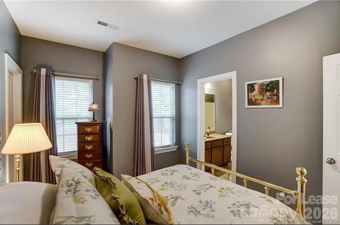 16718 Dolcetto Way Property Photo 10