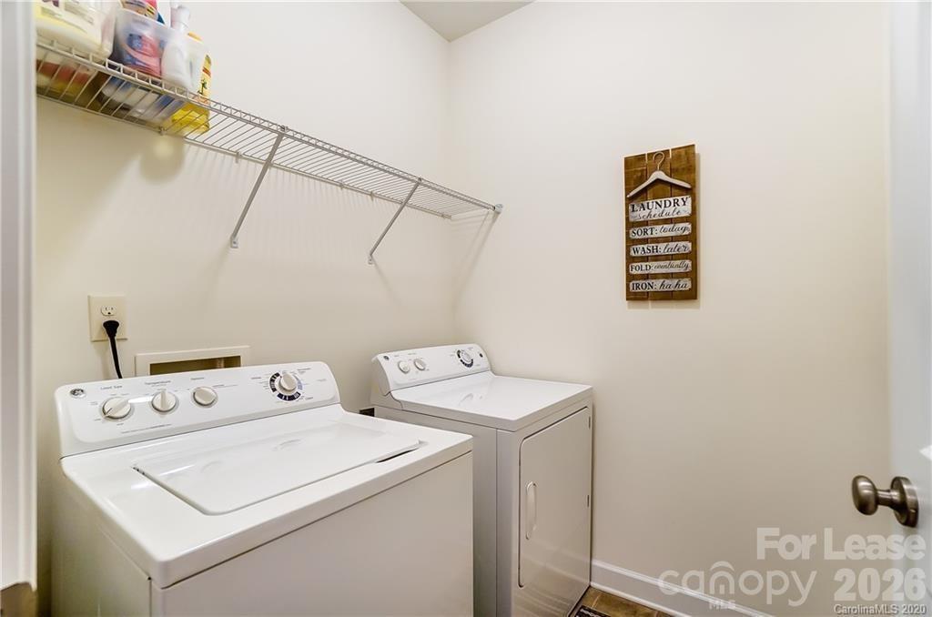16718 Dolcetto Way Property Photo 21