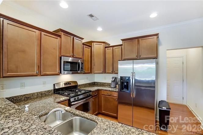 16718 Dolcetto Way Property Photo 22