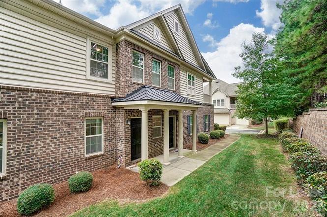 16718 Dolcetto Way Property Photo 35