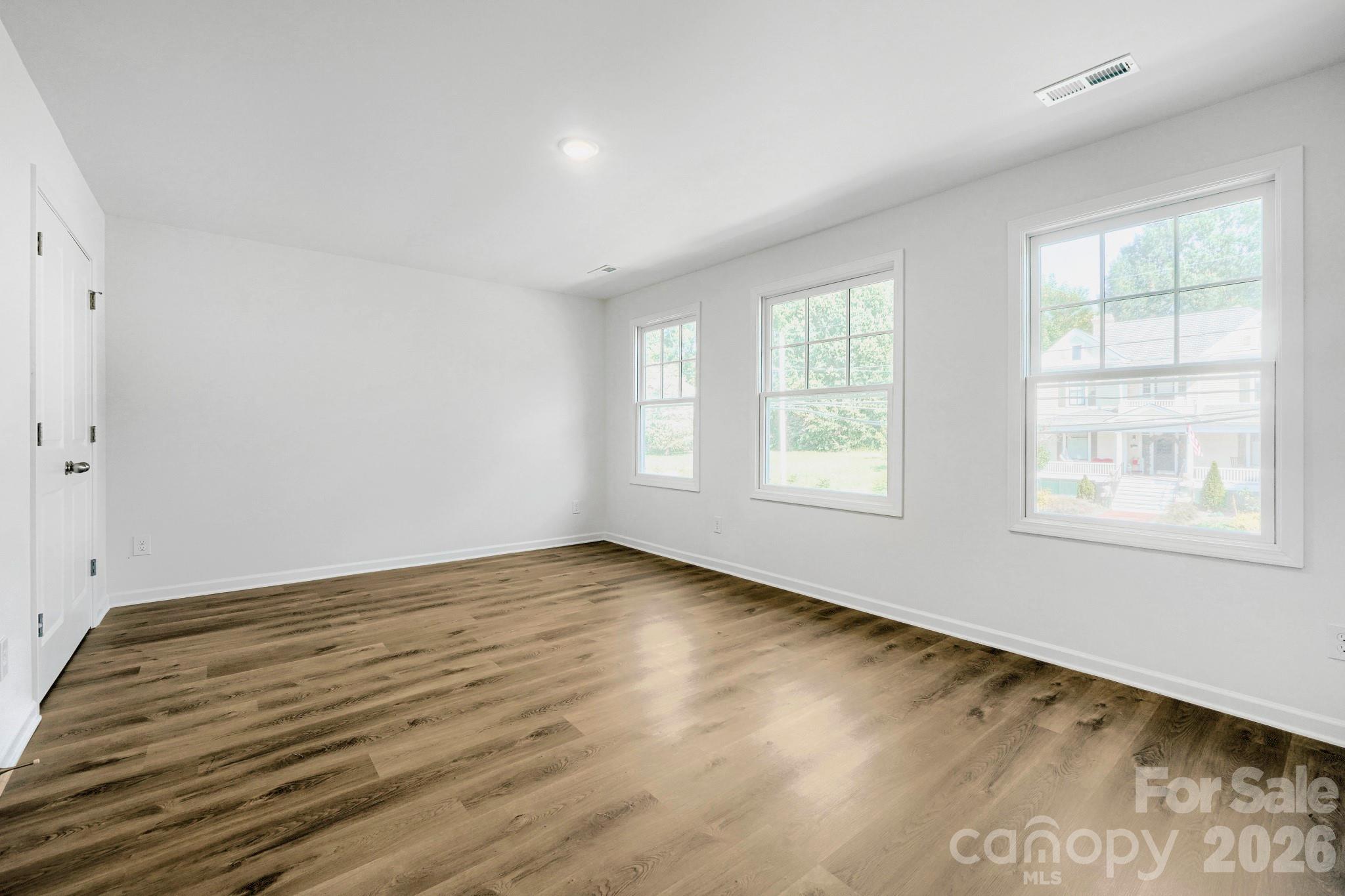517 W Front Street Property Photo 34