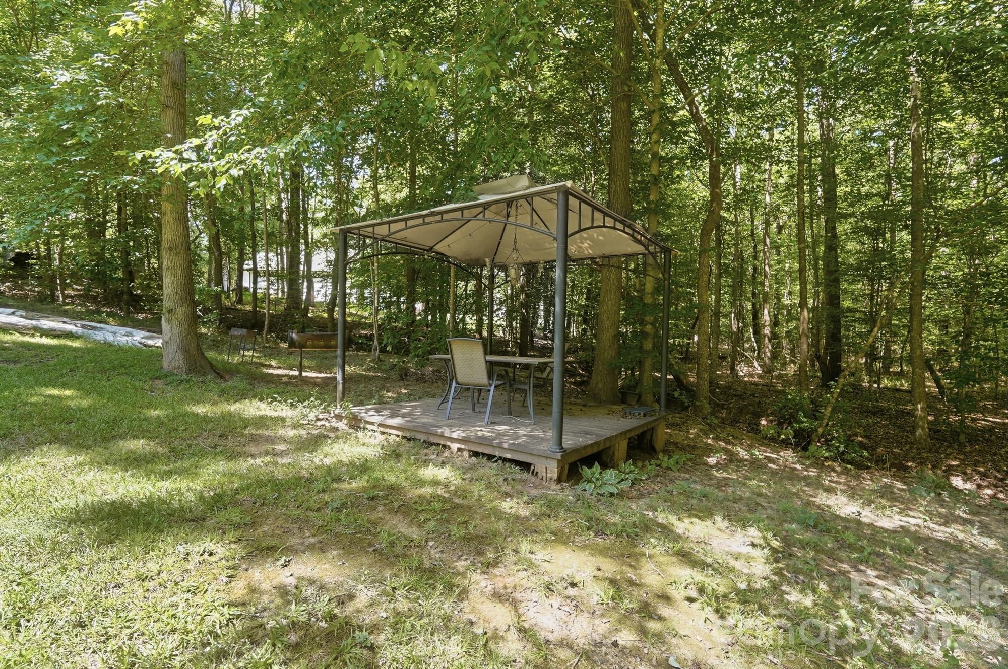 7003 S Providence Road Property Photo 47