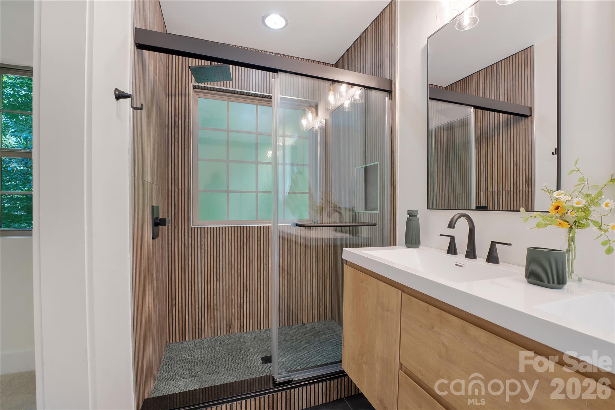 6316 Grove Park Boulevard Property Photo 5