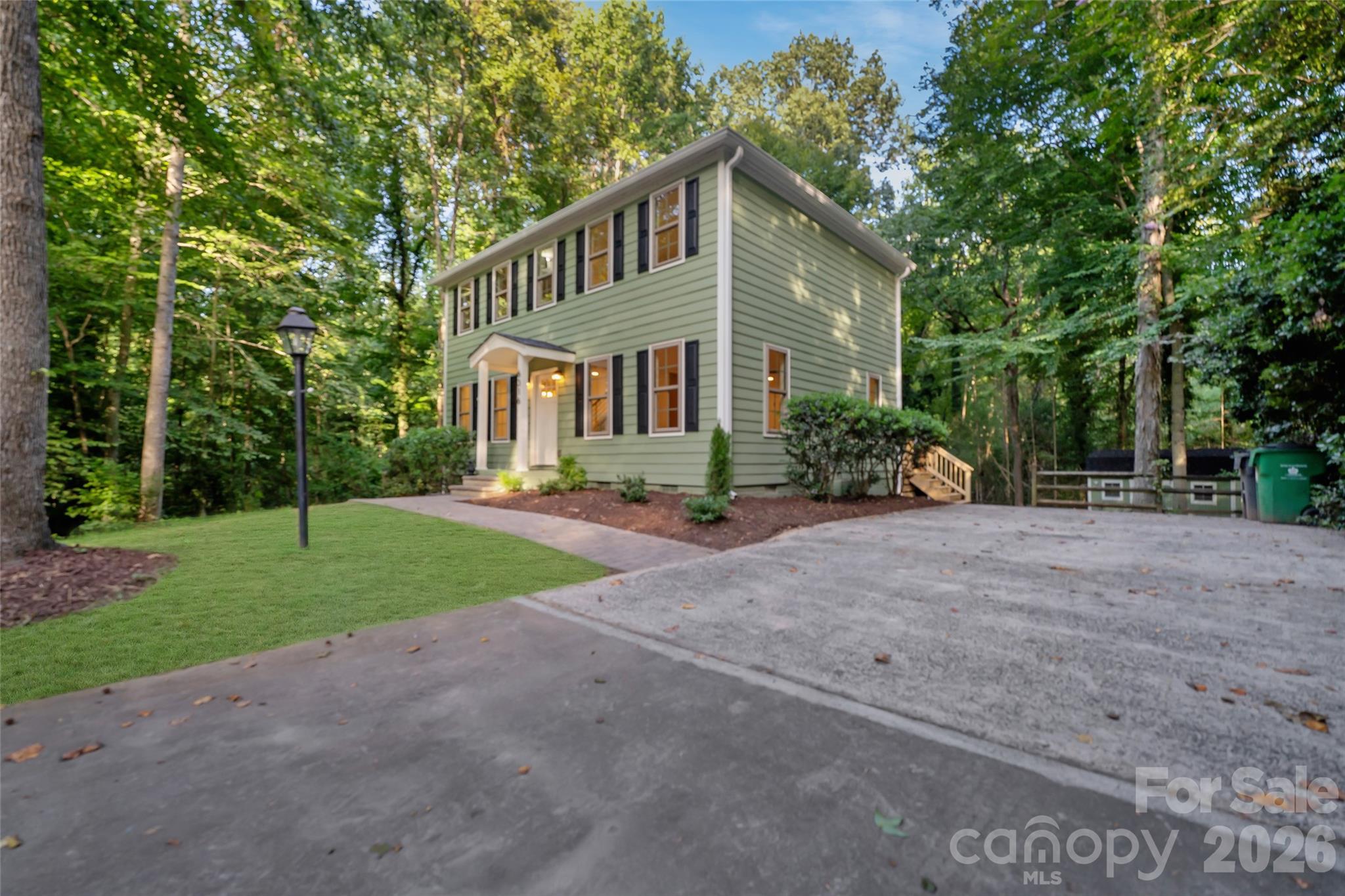 6316 Grove Park Boulevard Property Photo 10