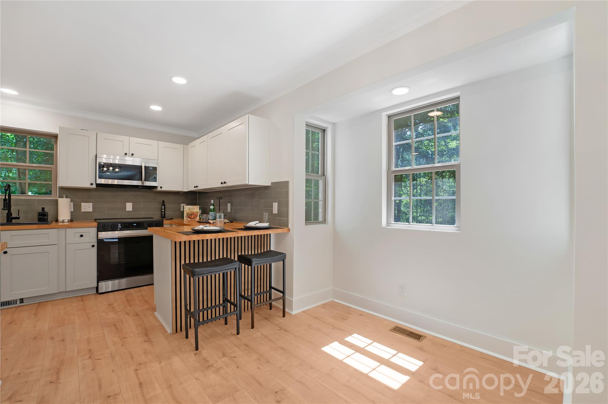 6316 Grove Park Boulevard Property Photo 20
