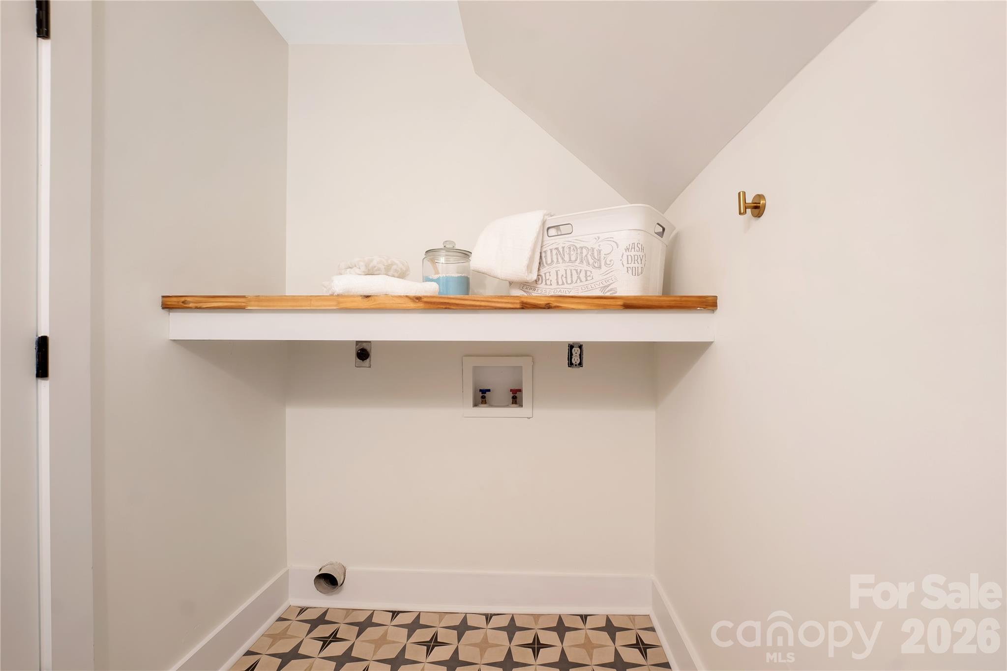 6316 Grove Park Boulevard Property Photo 23