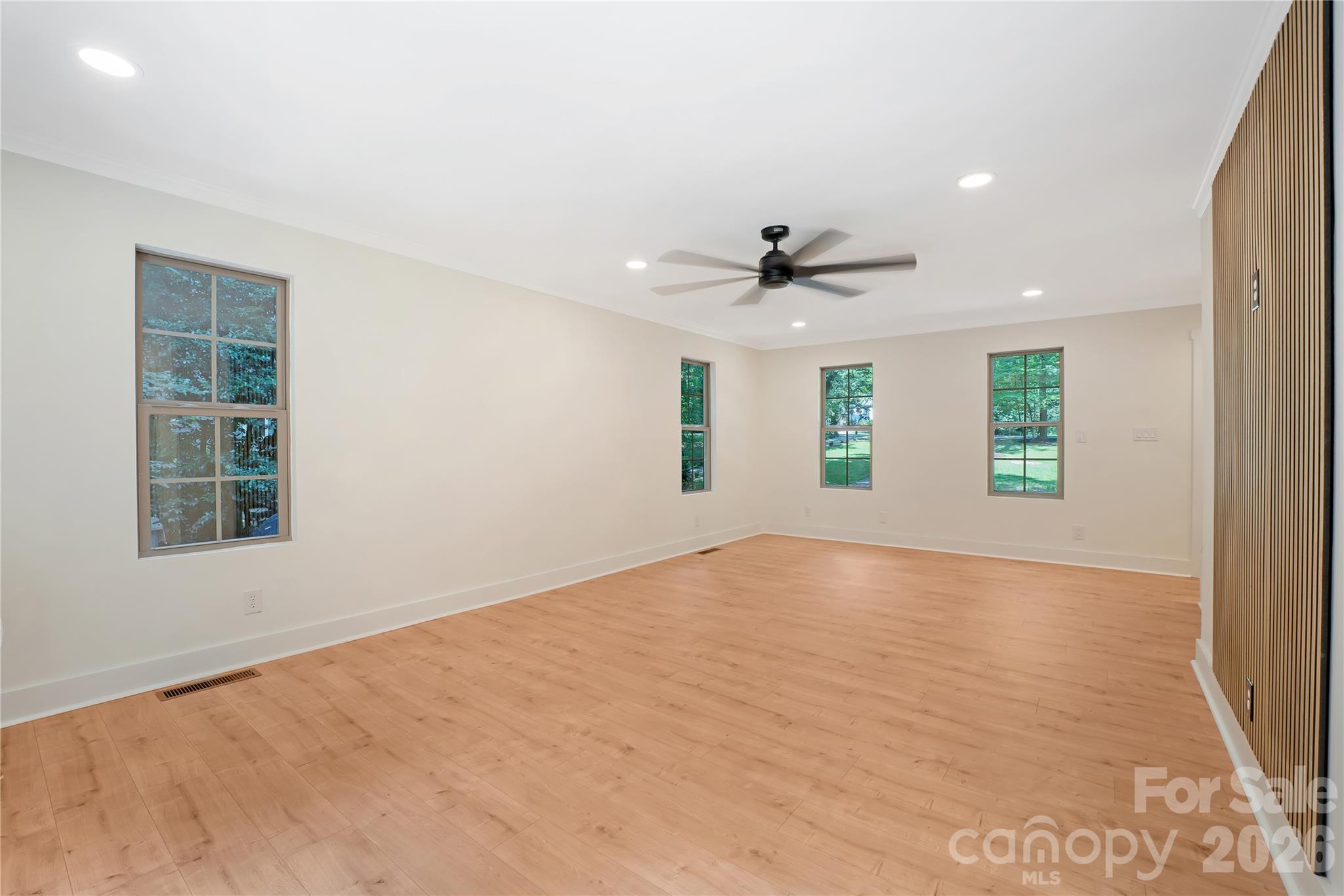 6316 Grove Park Boulevard Property Photo 24
