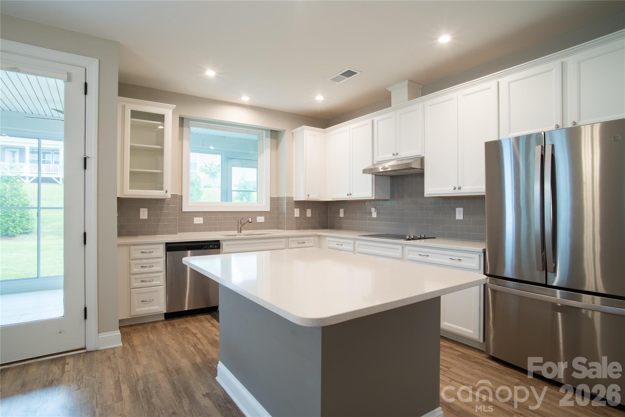 9038 Daring Court Property Photo 4