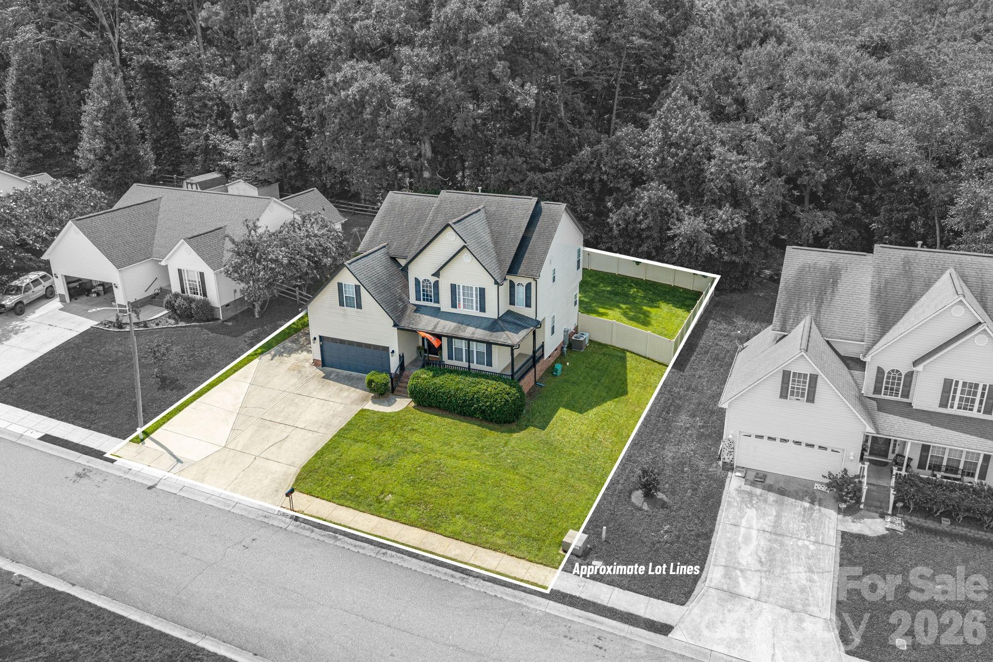 908 Carole Summey Drive Property Photo 1