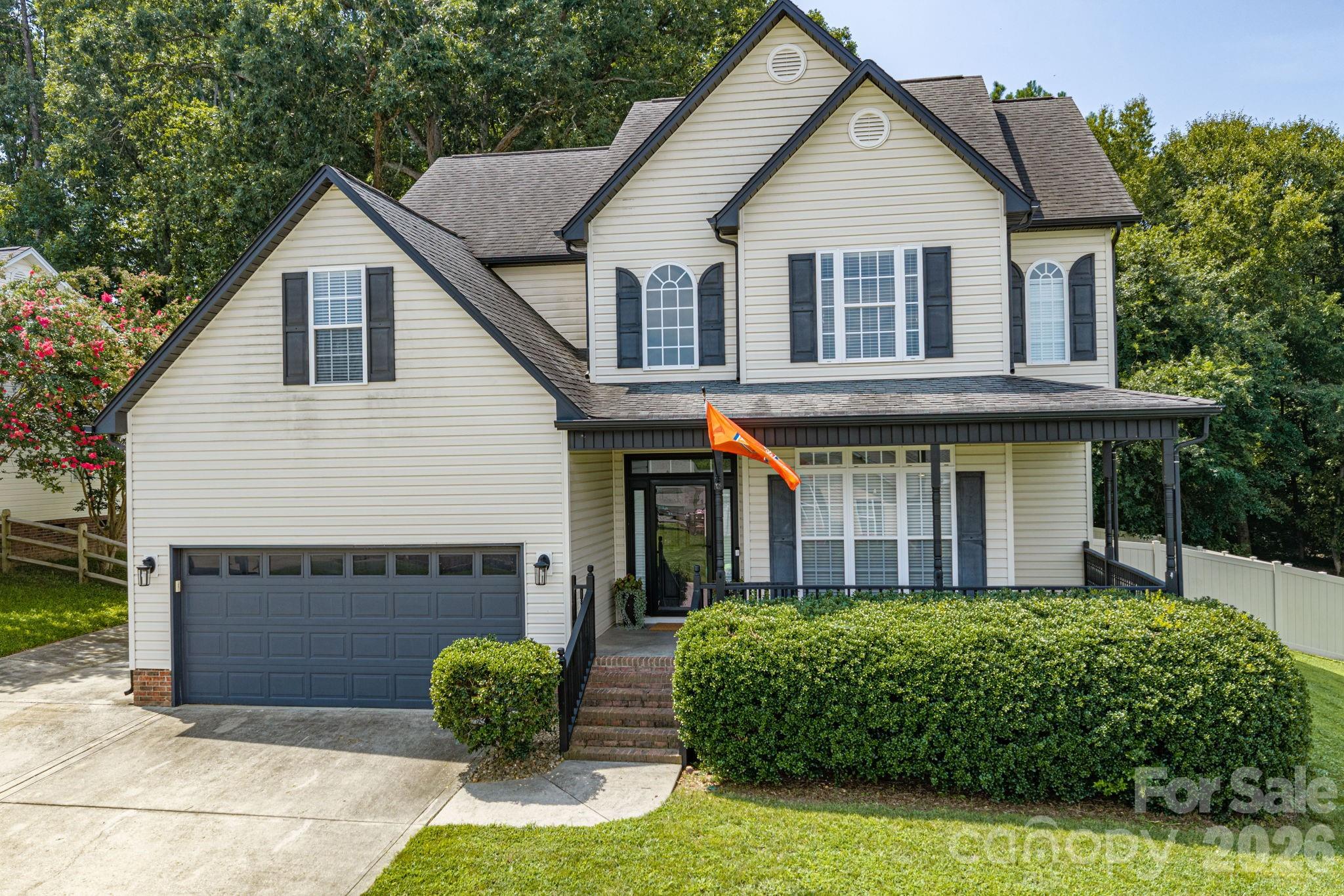 908 Carole Summey Drive Property Photo 4