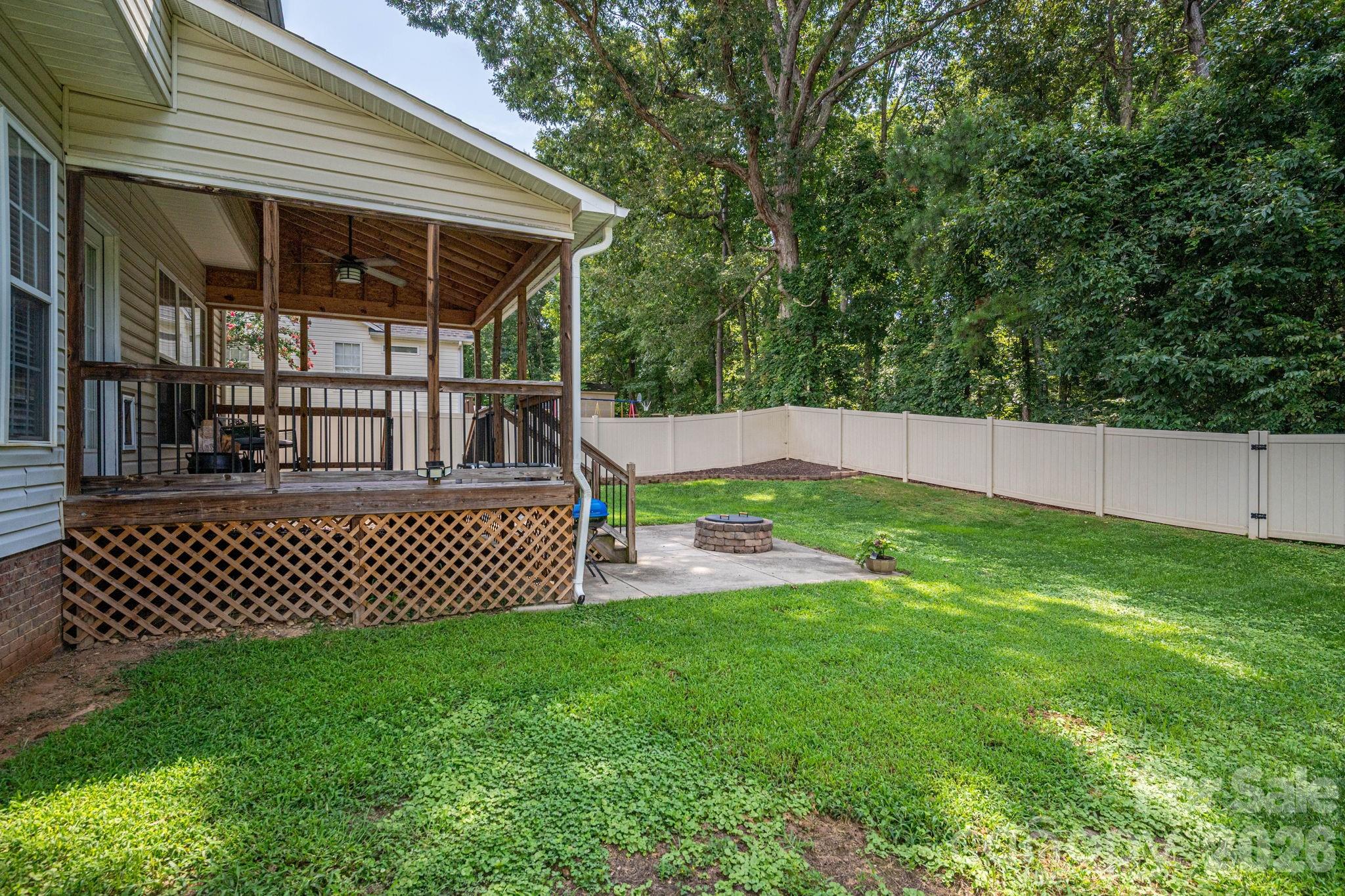 908 Carole Summey Drive Property Photo 8