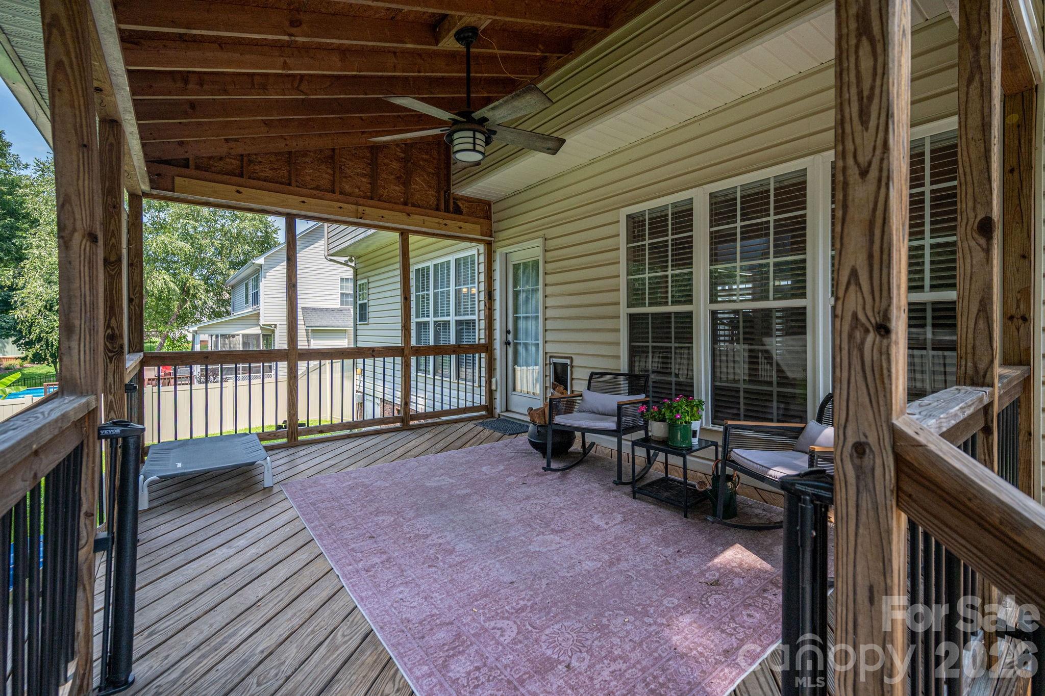 908 Carole Summey Drive Property Photo 12