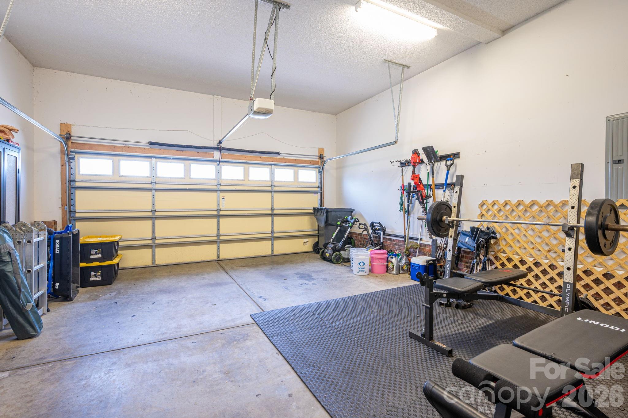 908 Carole Summey Drive Property Photo 15