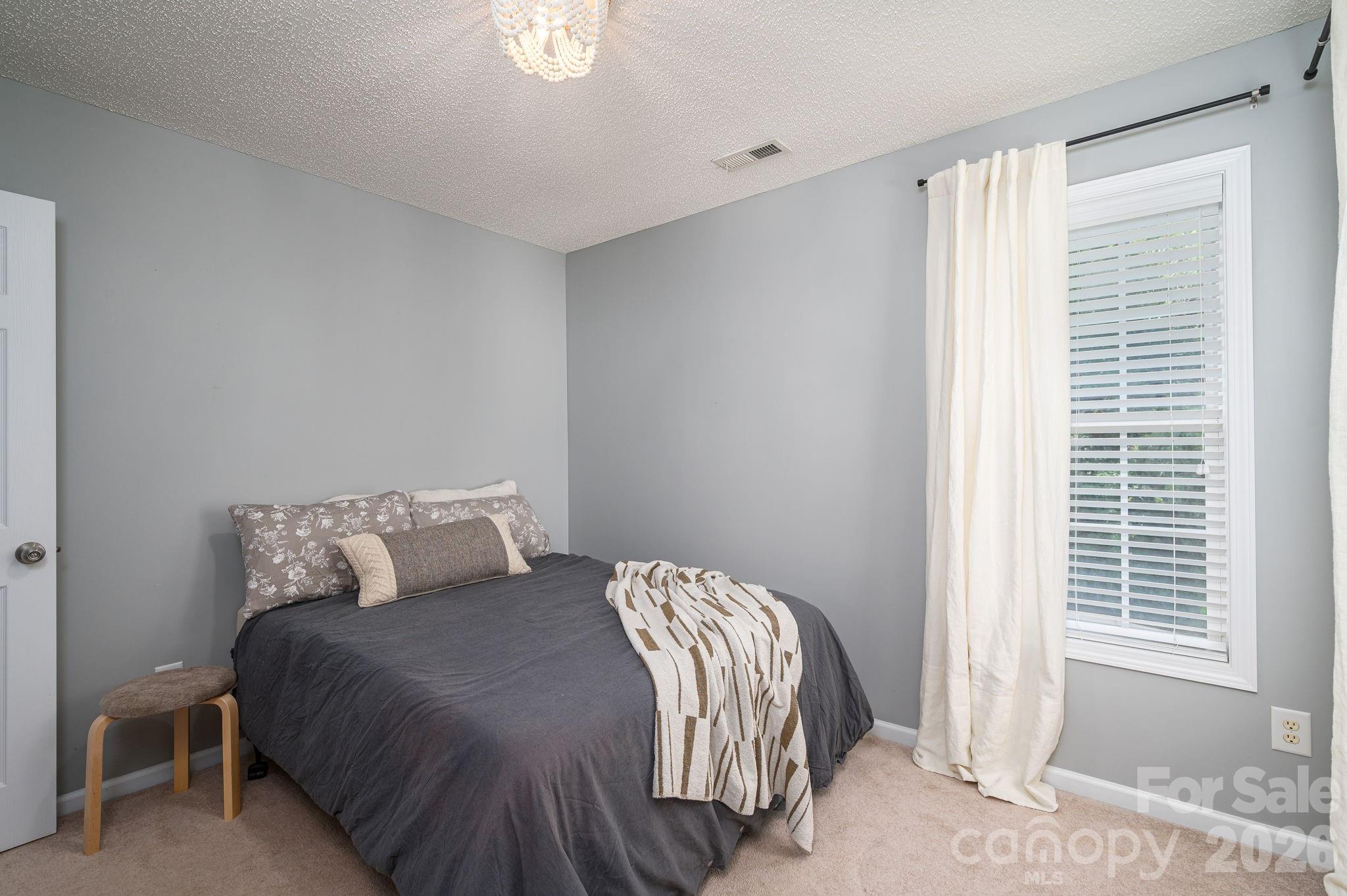 908 Carole Summey Drive Property Photo 38