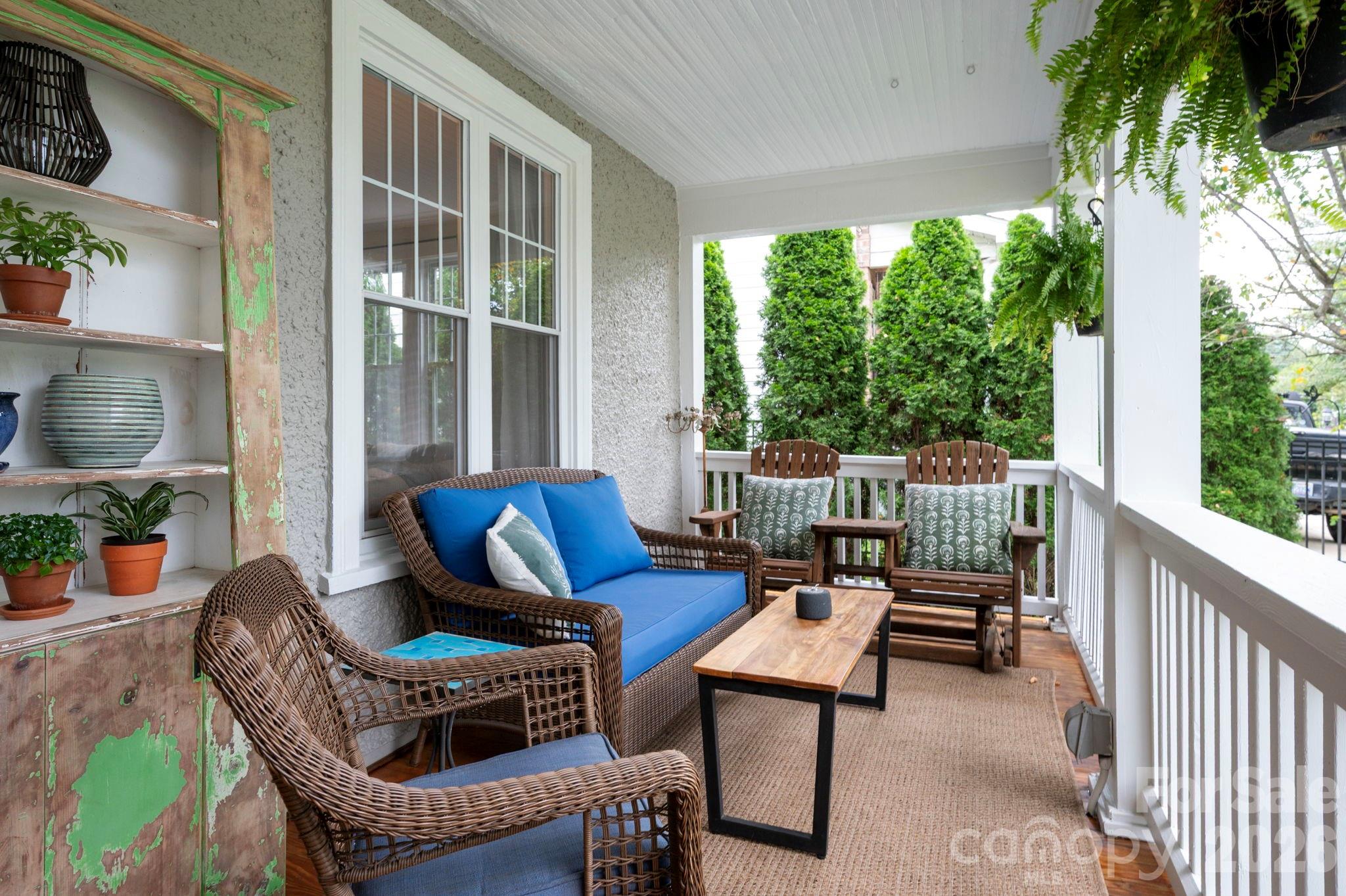 46 E Chestnut Street Property Photo 7