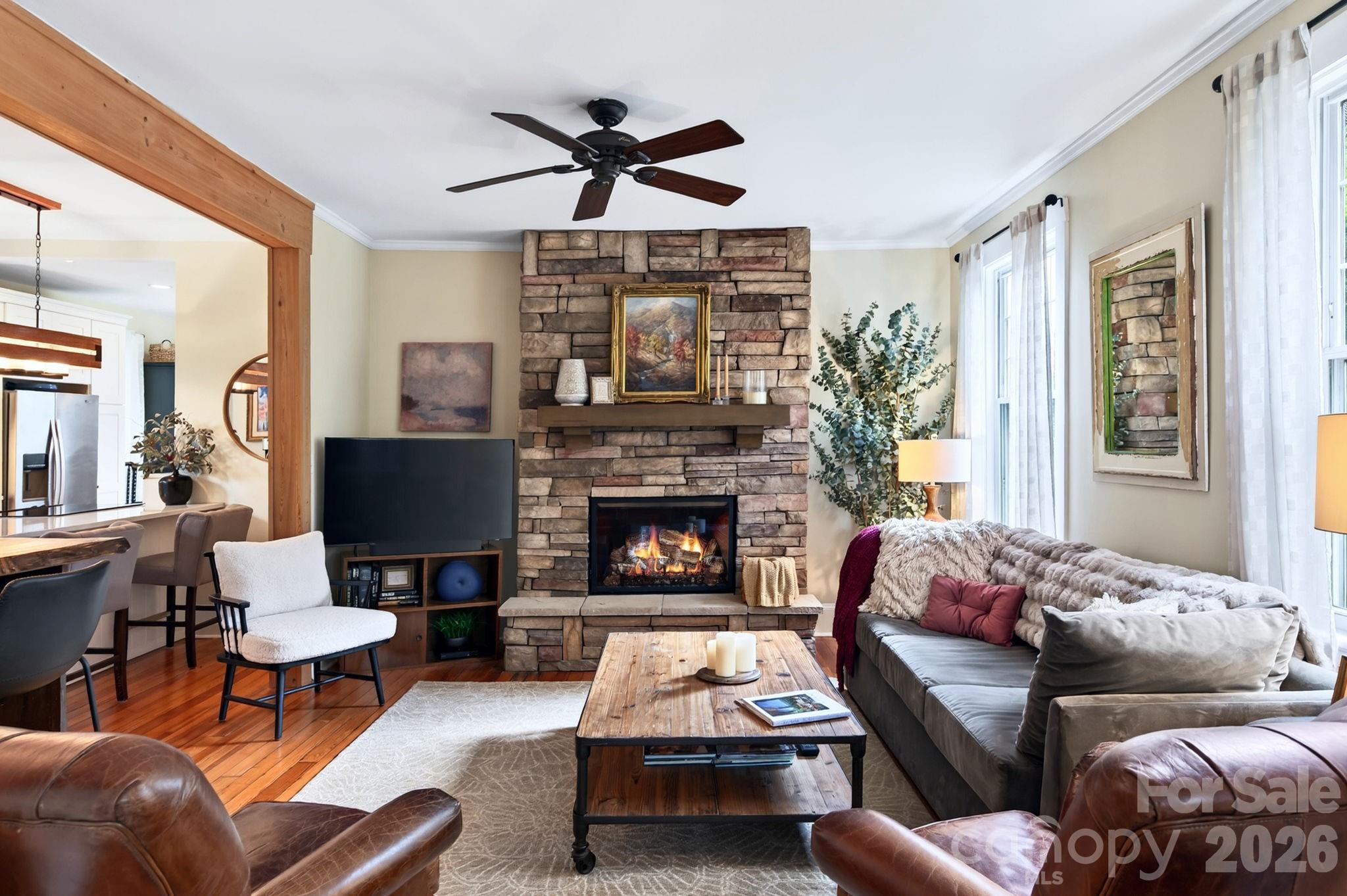 46 E Chestnut Street Property Photo 16