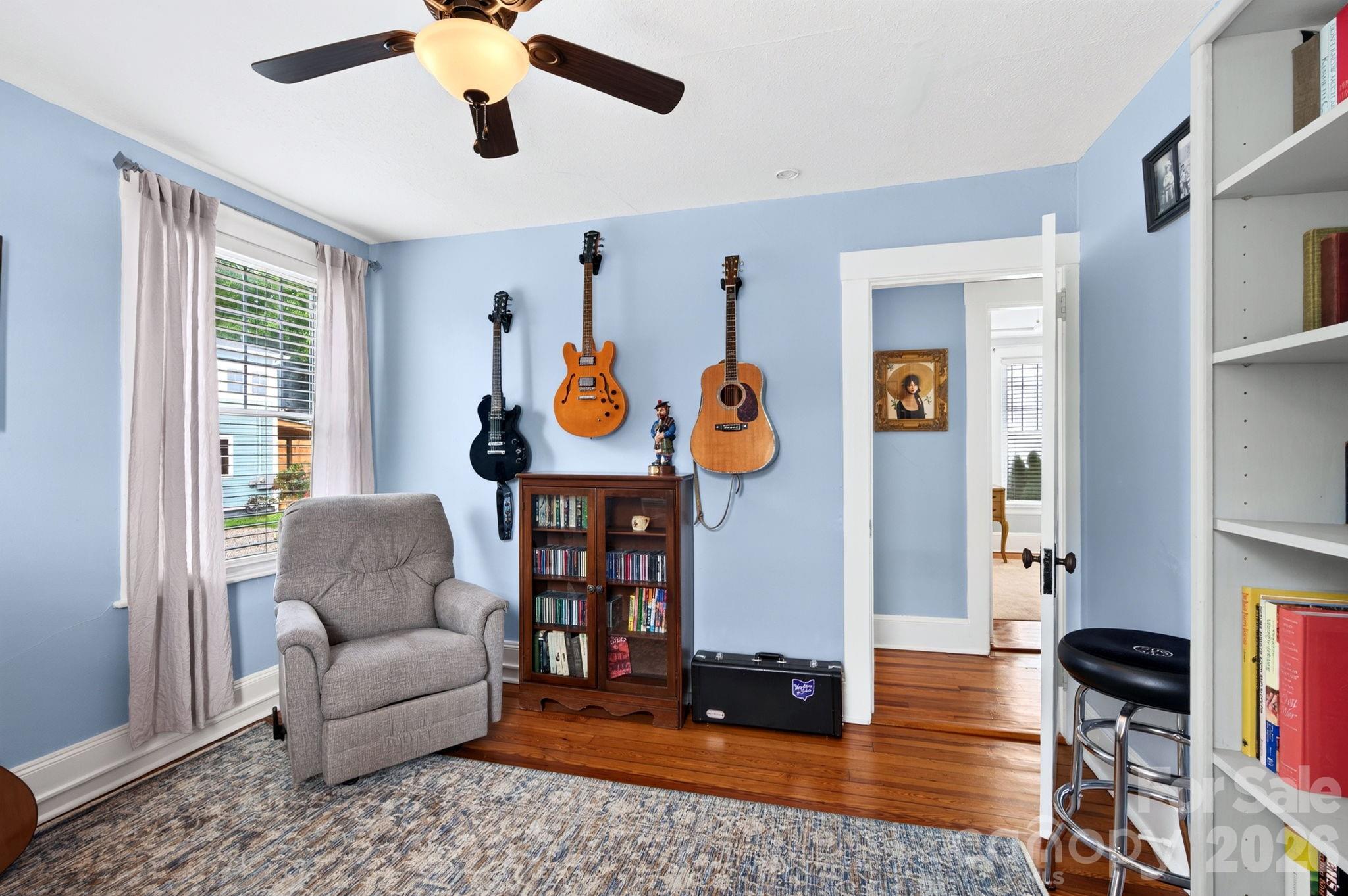 46 E Chestnut Street Property Photo 42