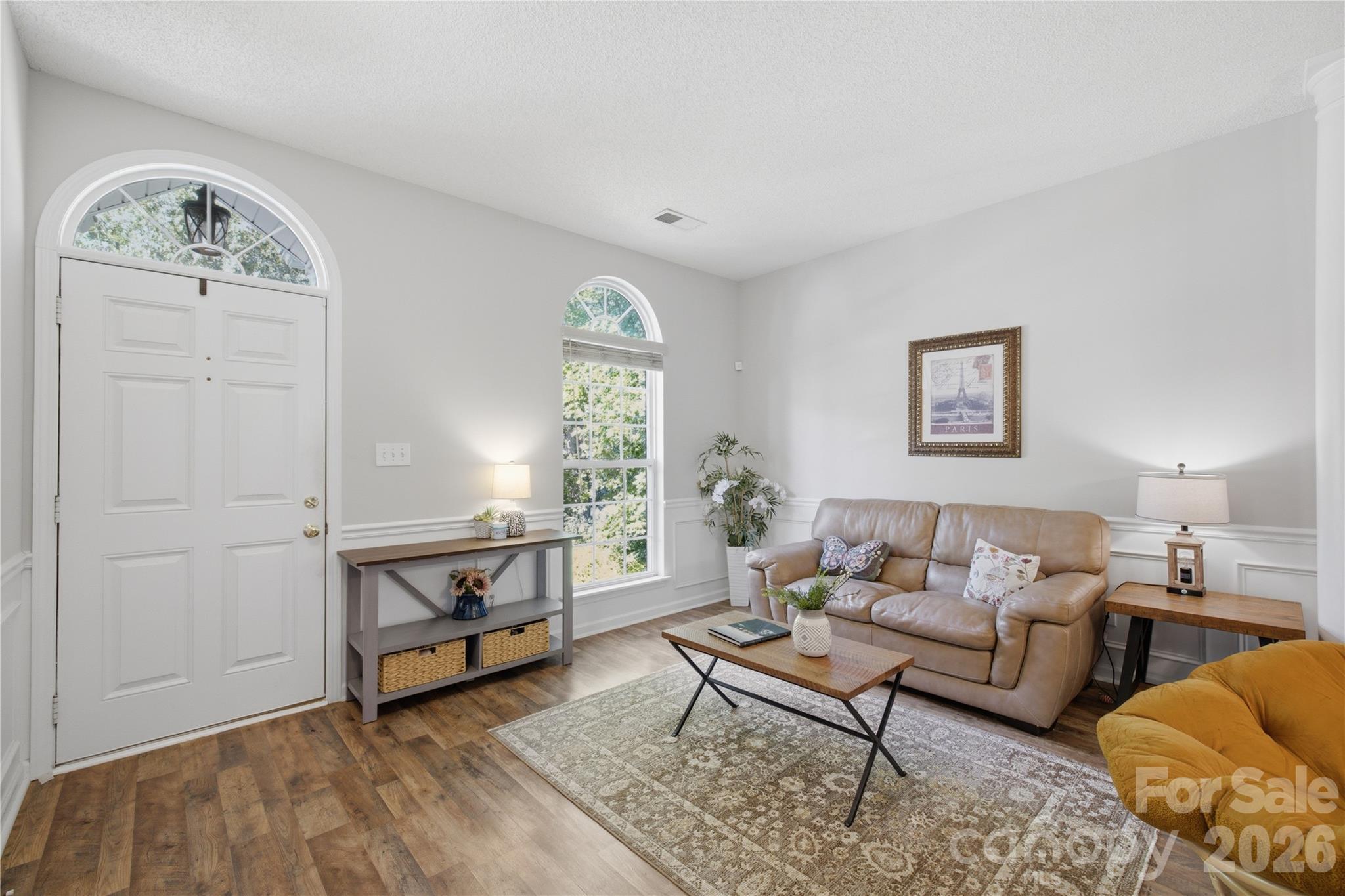 108 Summerbrook Lane Property Photo 3