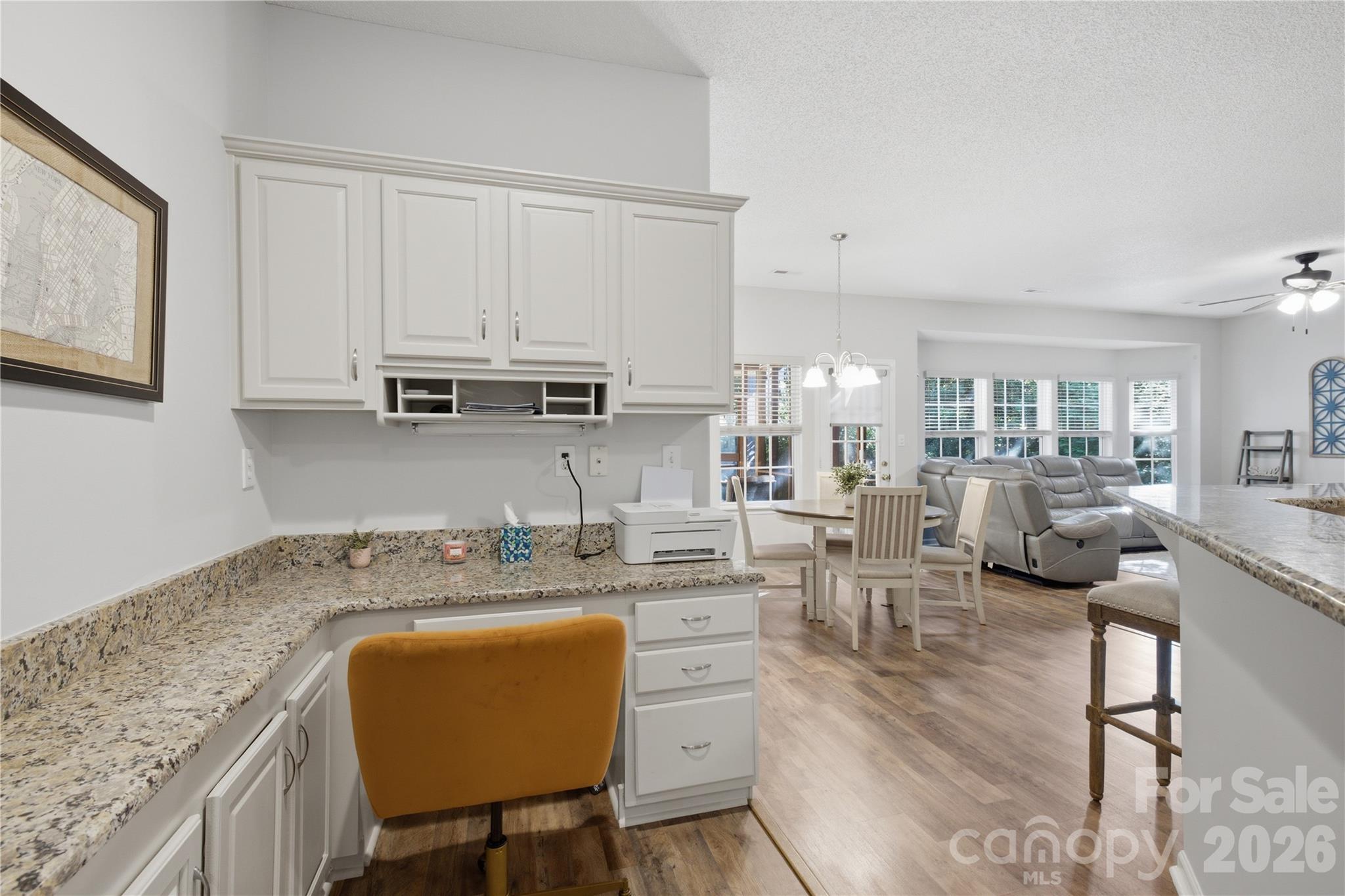 108 Summerbrook Lane Property Photo 10
