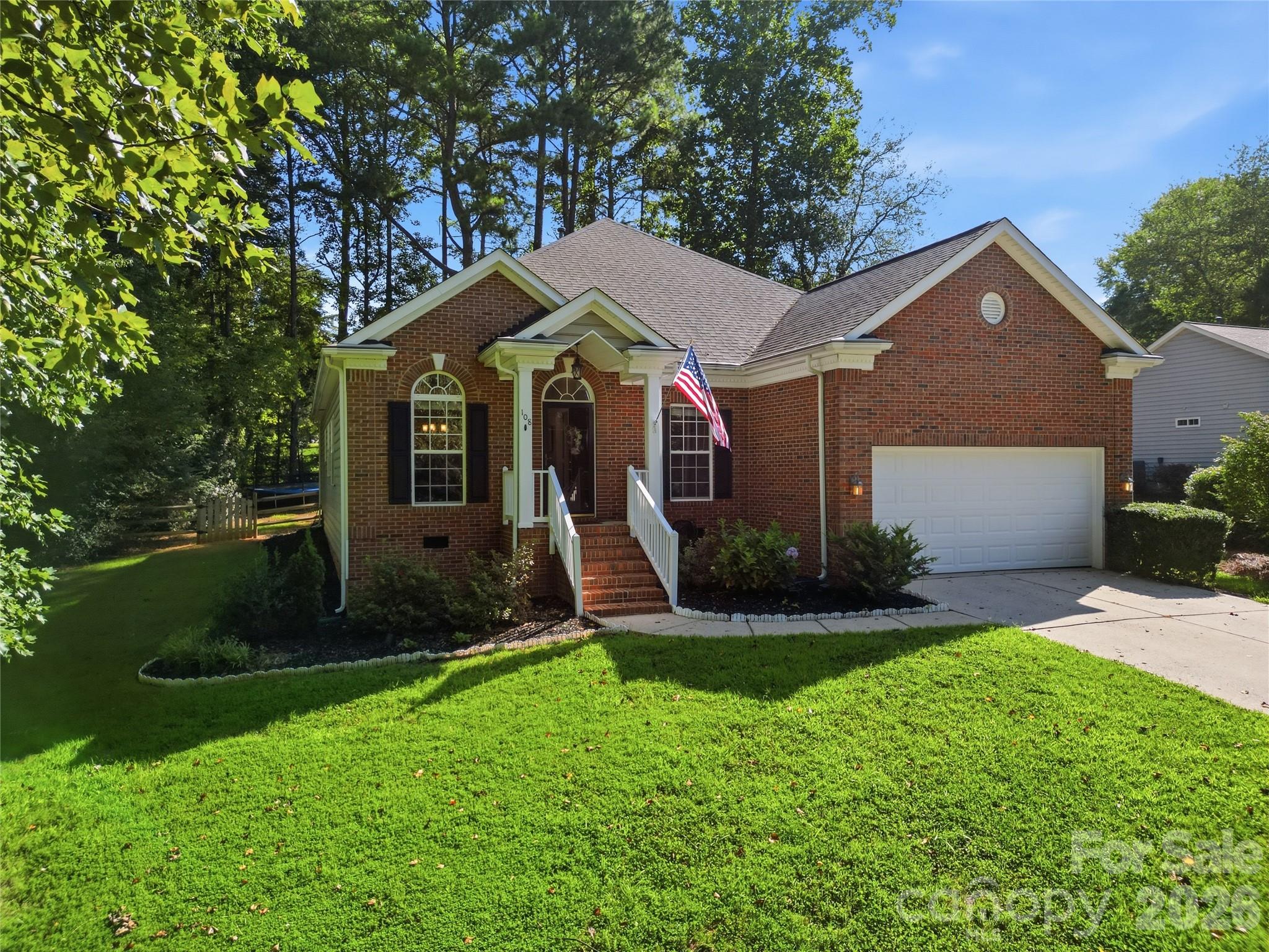 108 Summerbrook Lane Property Photo 25