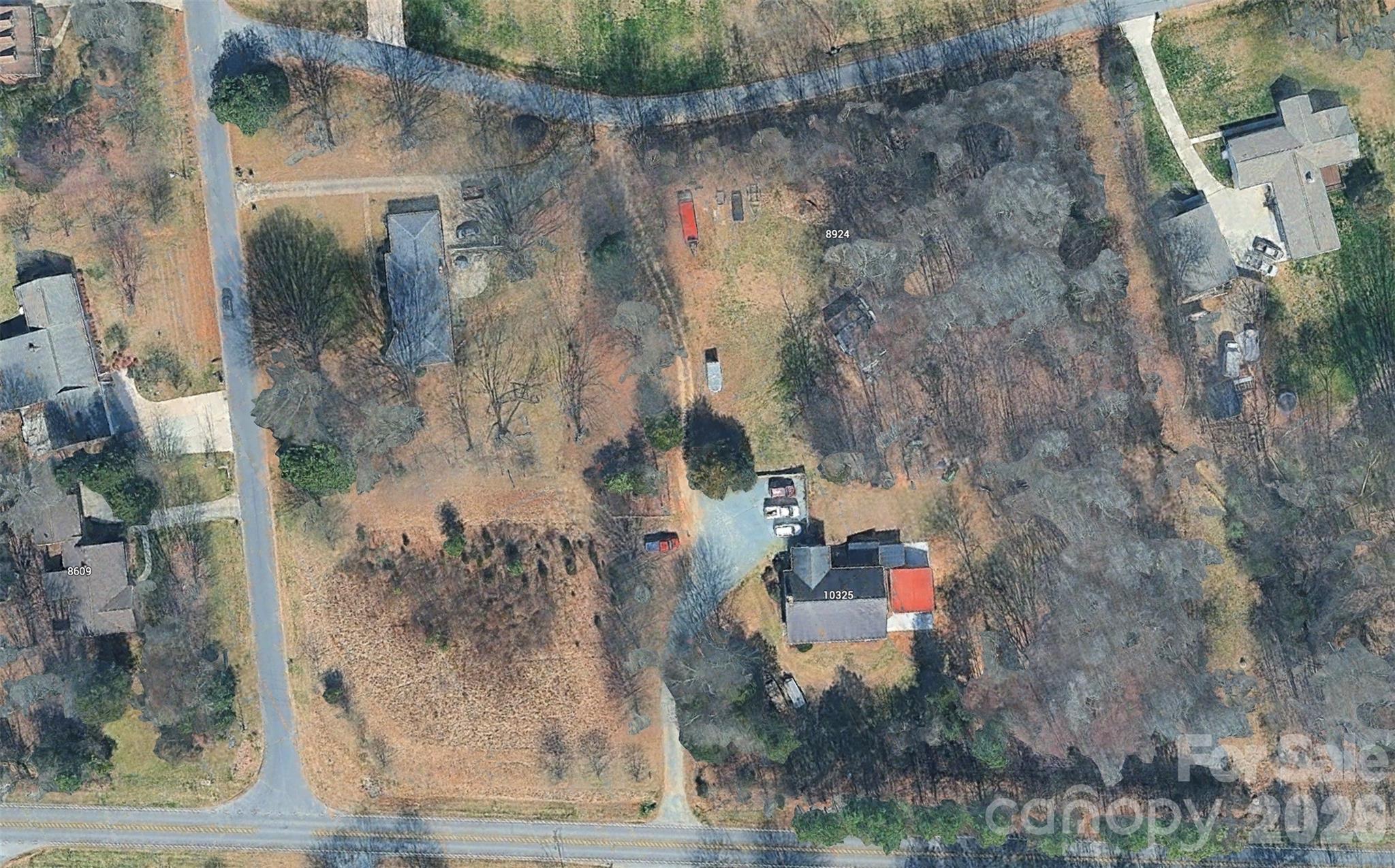10325 Plaza Road Extension Property Photo 4