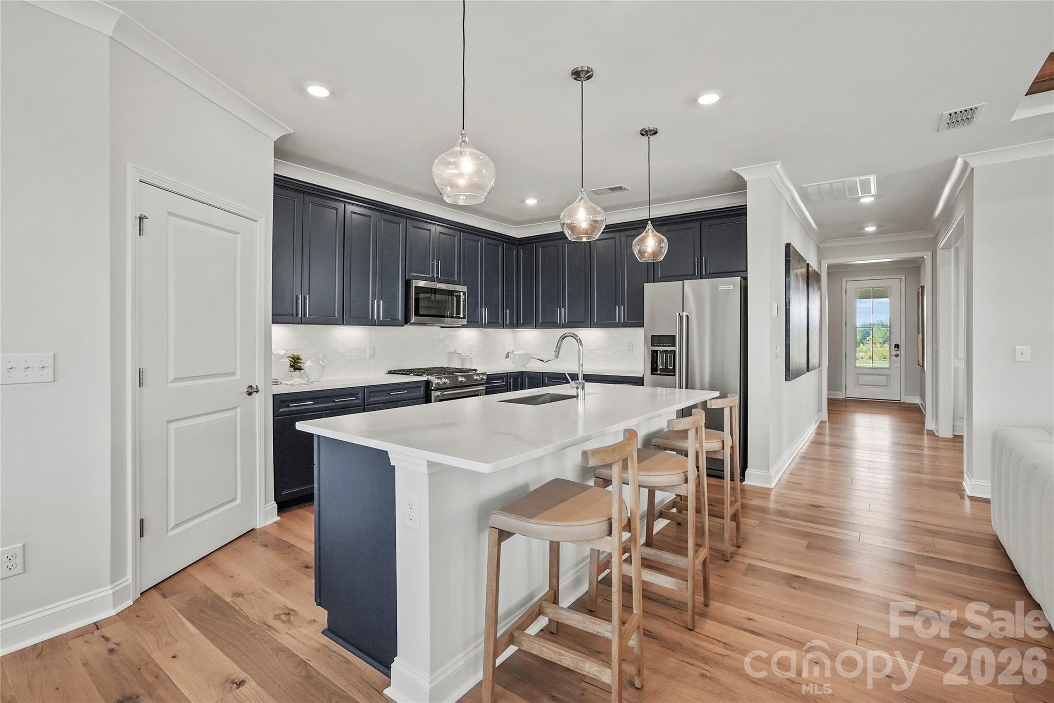 7512 Pedigree Circle Property Photo 3