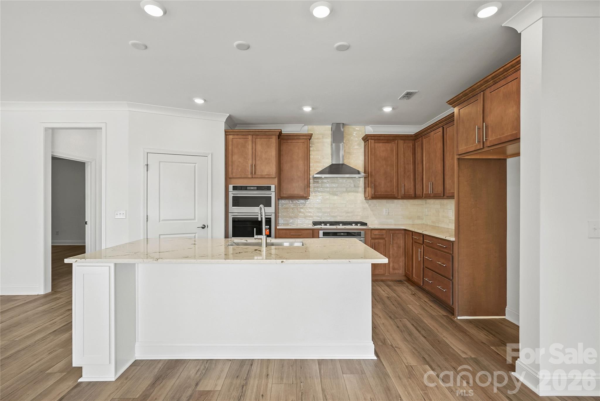 7512 Pedigree Circle Property Photo 5